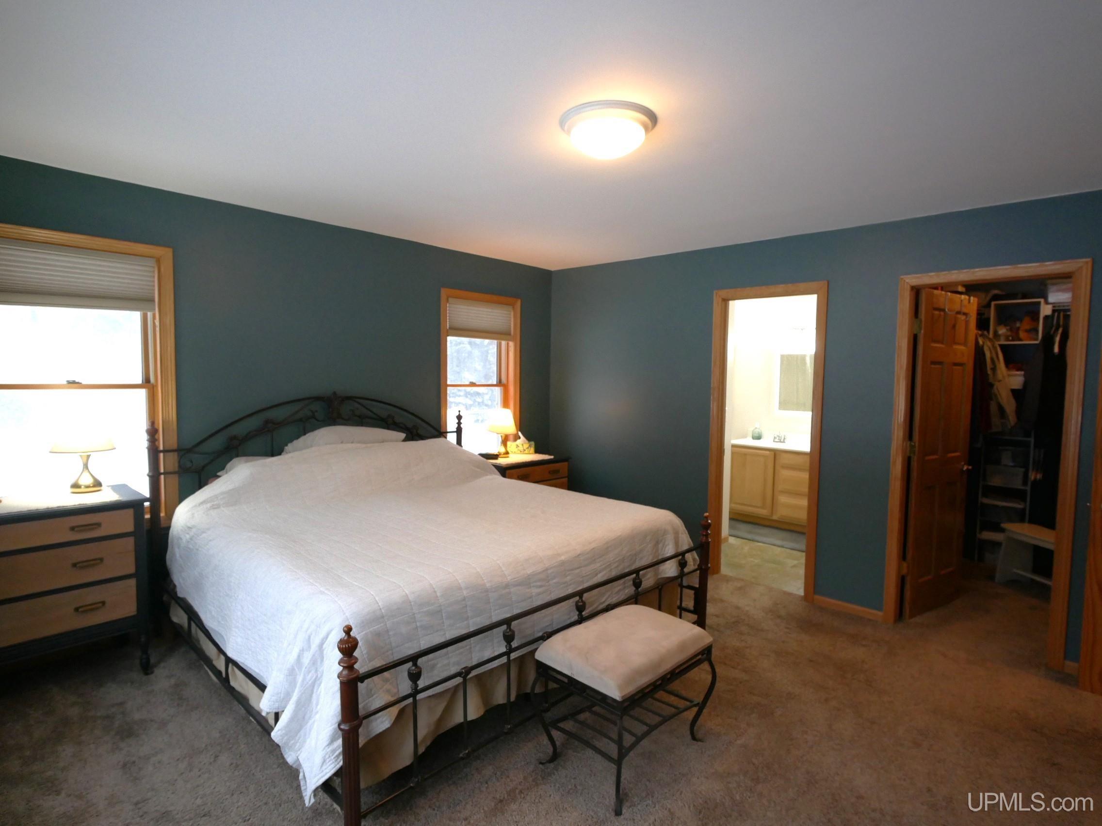 52275 N Superior Road, Houghton, MI, 49931