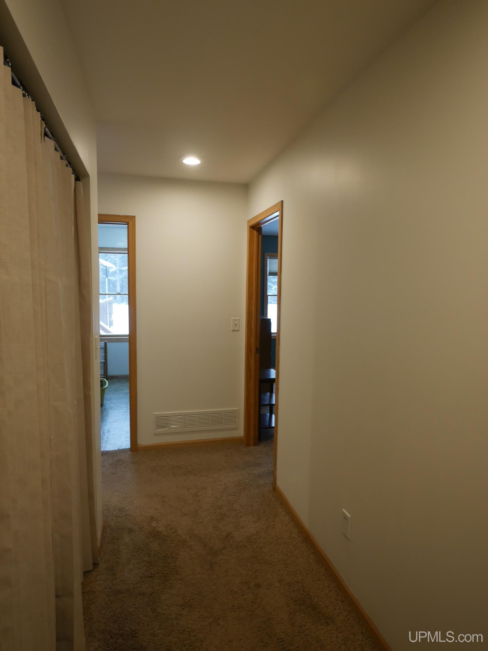 52275 N Superior Road, Houghton, MI, 49931