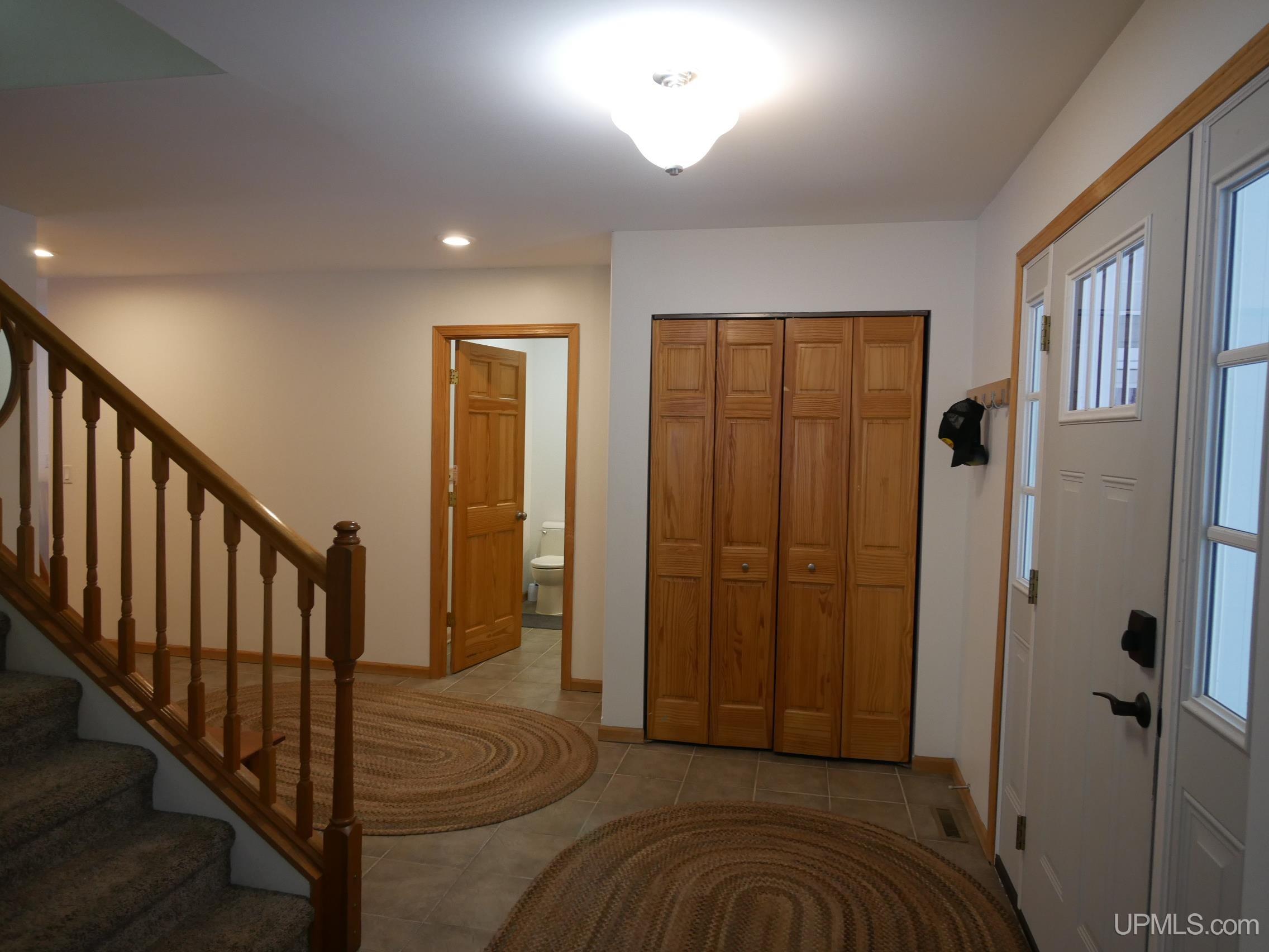 52275 N Superior Road, Houghton, MI, 49931