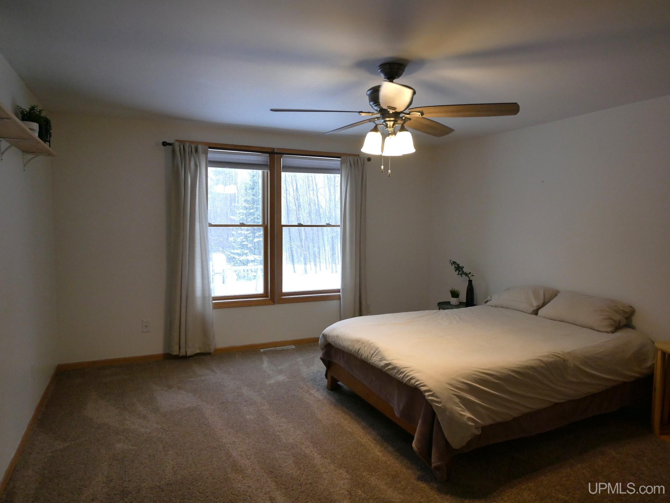 52275 N Superior Road, Houghton, MI, 49931