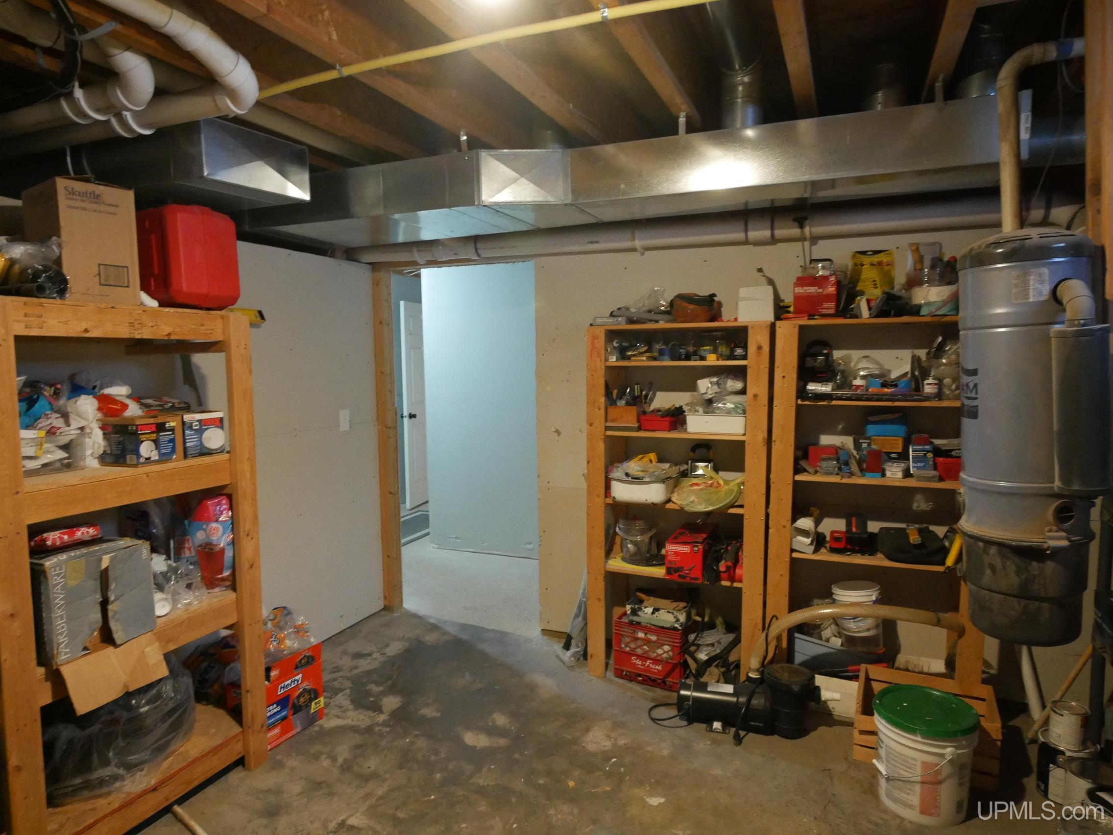 52275 N Superior Road, Houghton, MI, 49931