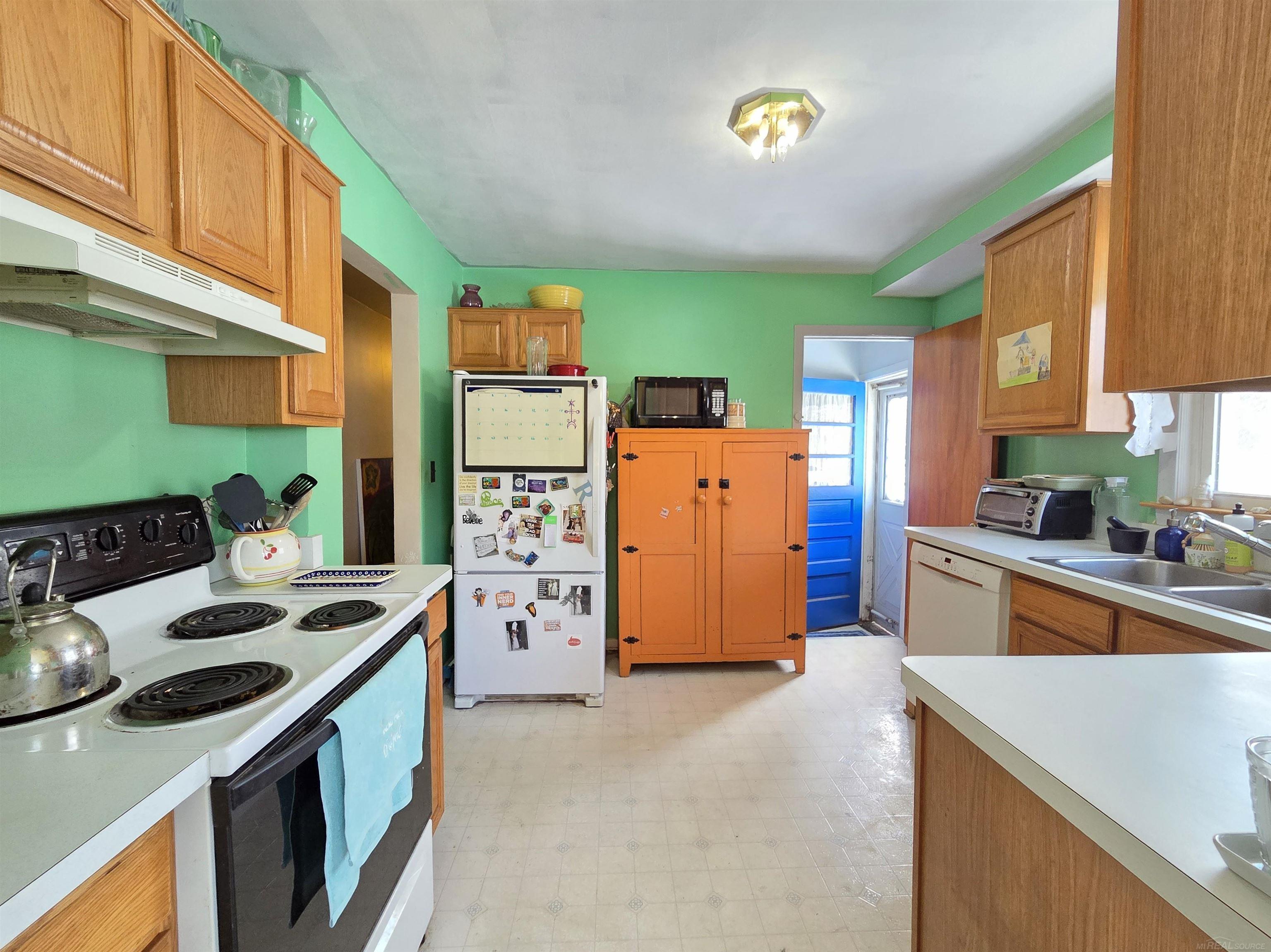 Farmington Hills, MI, 48336