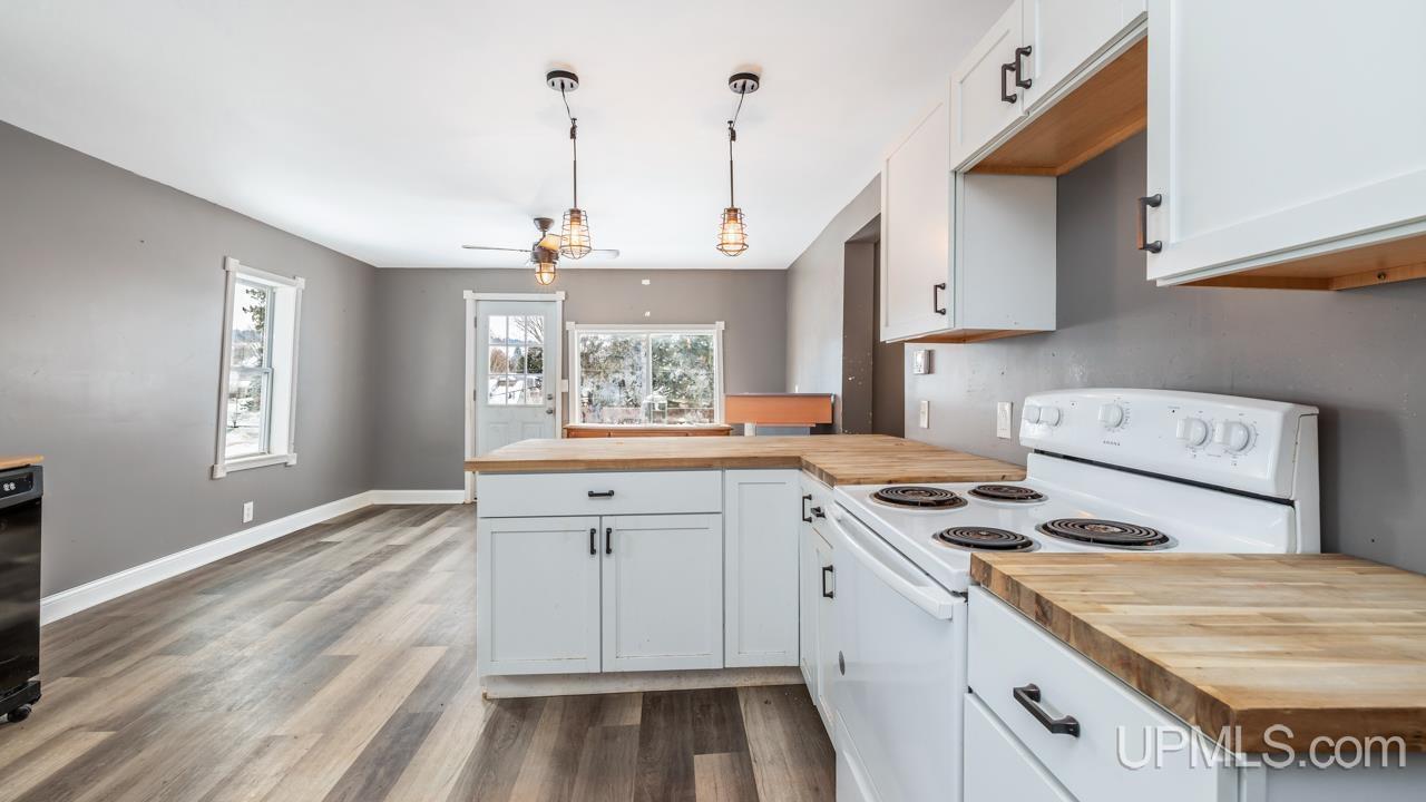 618 E Stanton Street, Iron Mountain, MI, 49801