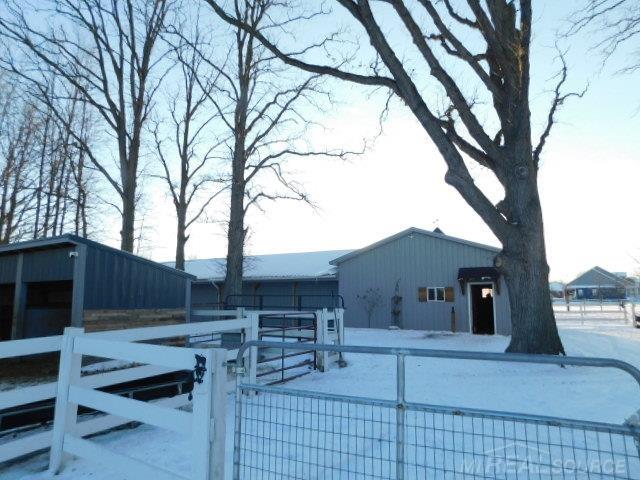 8020 Linden Drive, Almont, MI, 48003