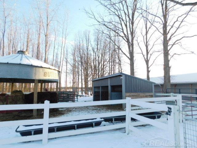 8020 Linden Drive, Almont, MI, 48003