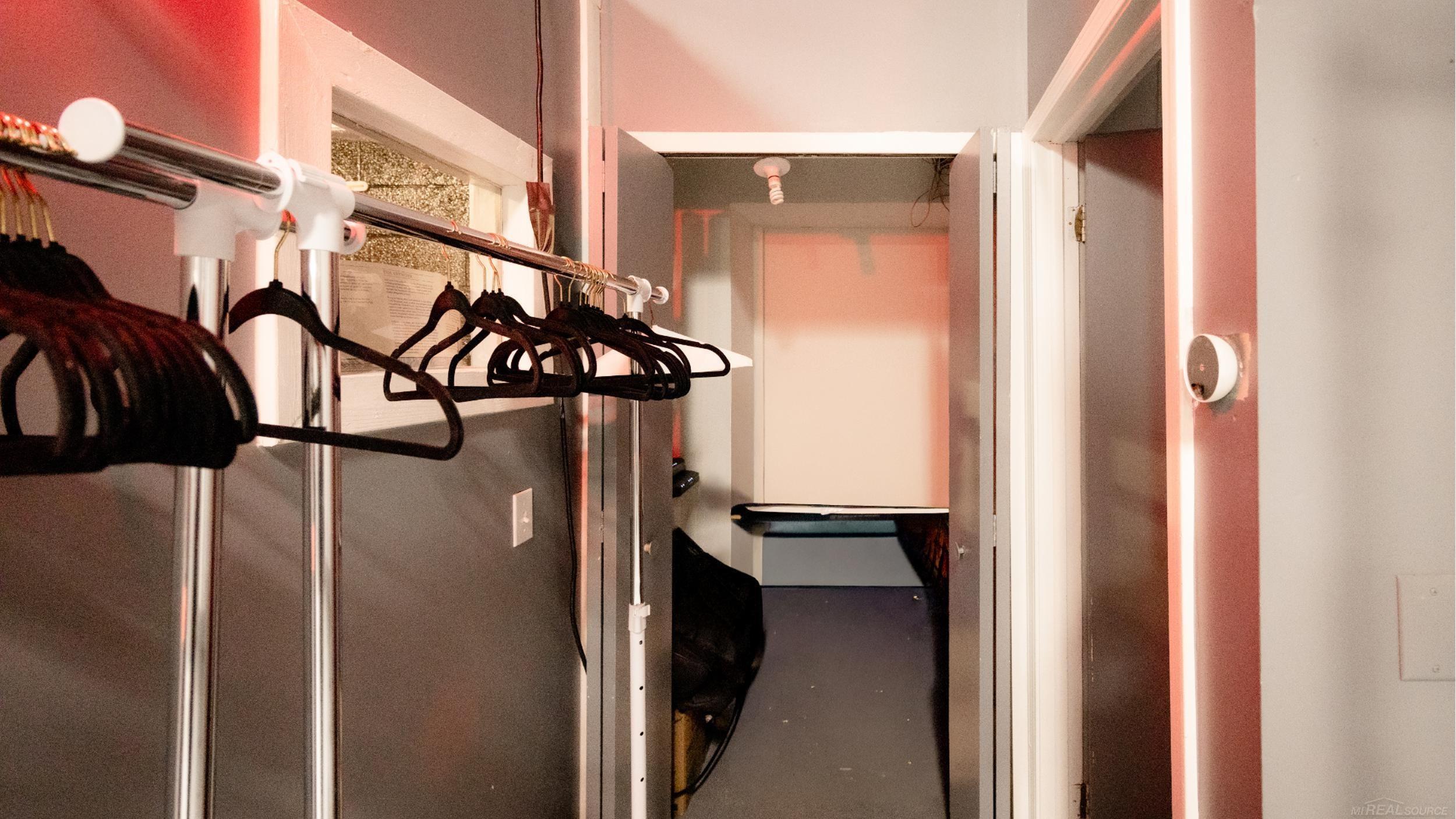 16813 Wyoming Street, Detroit, MI, 48221