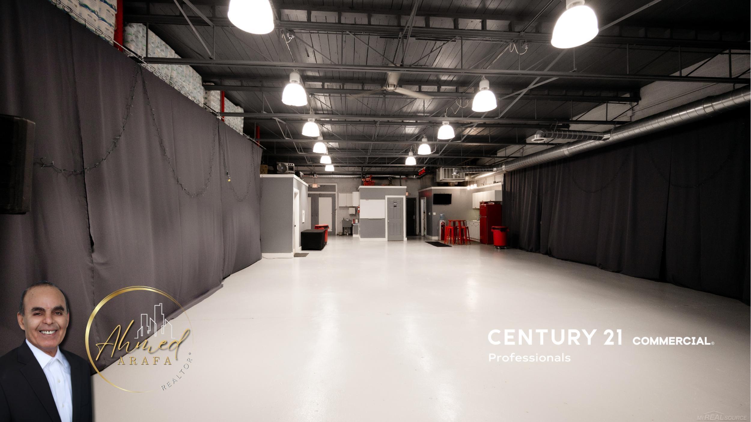 16813 Wyoming Street, Detroit, MI, 48221