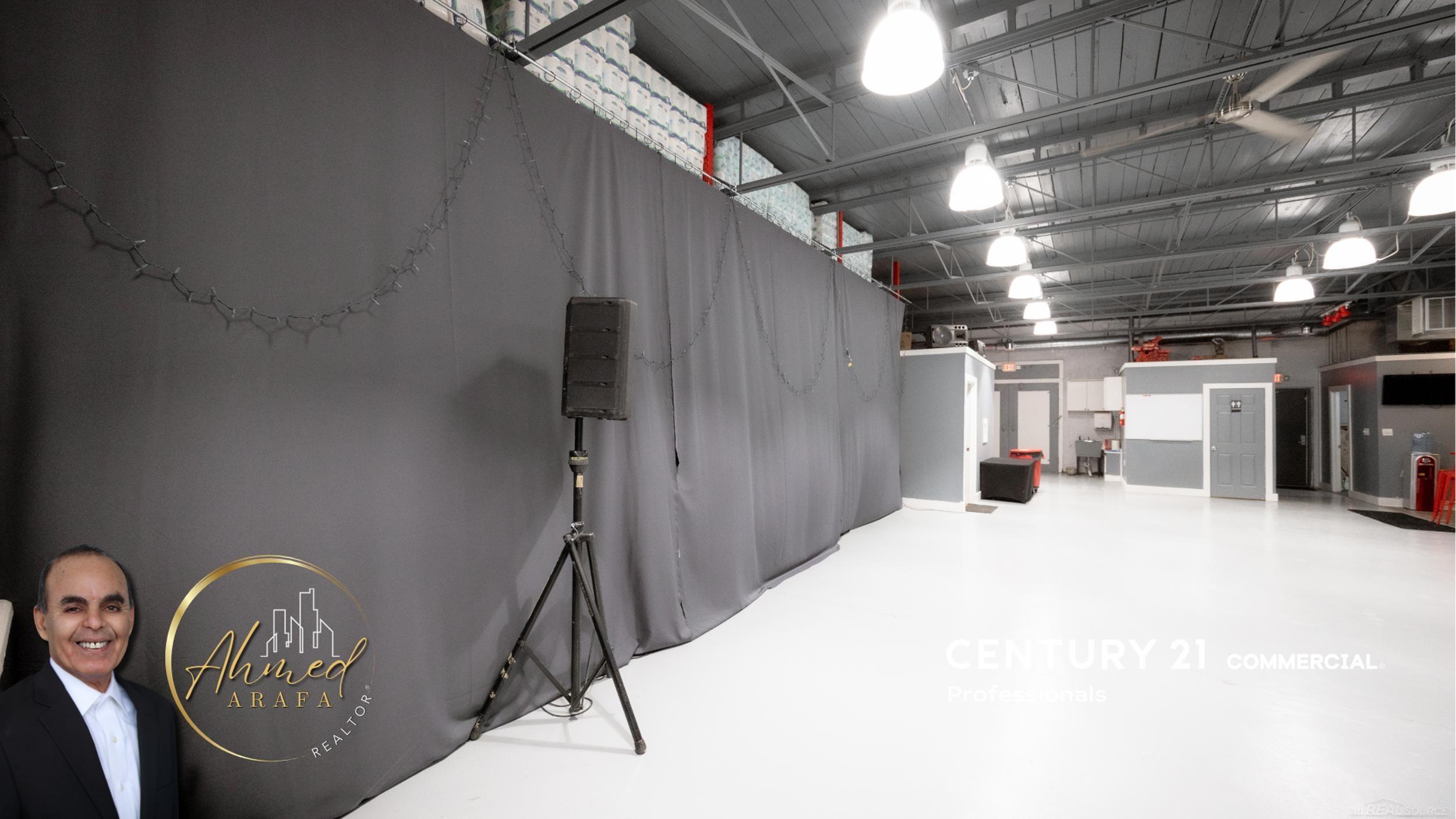 16813 Wyoming Street, Detroit, MI, 48221