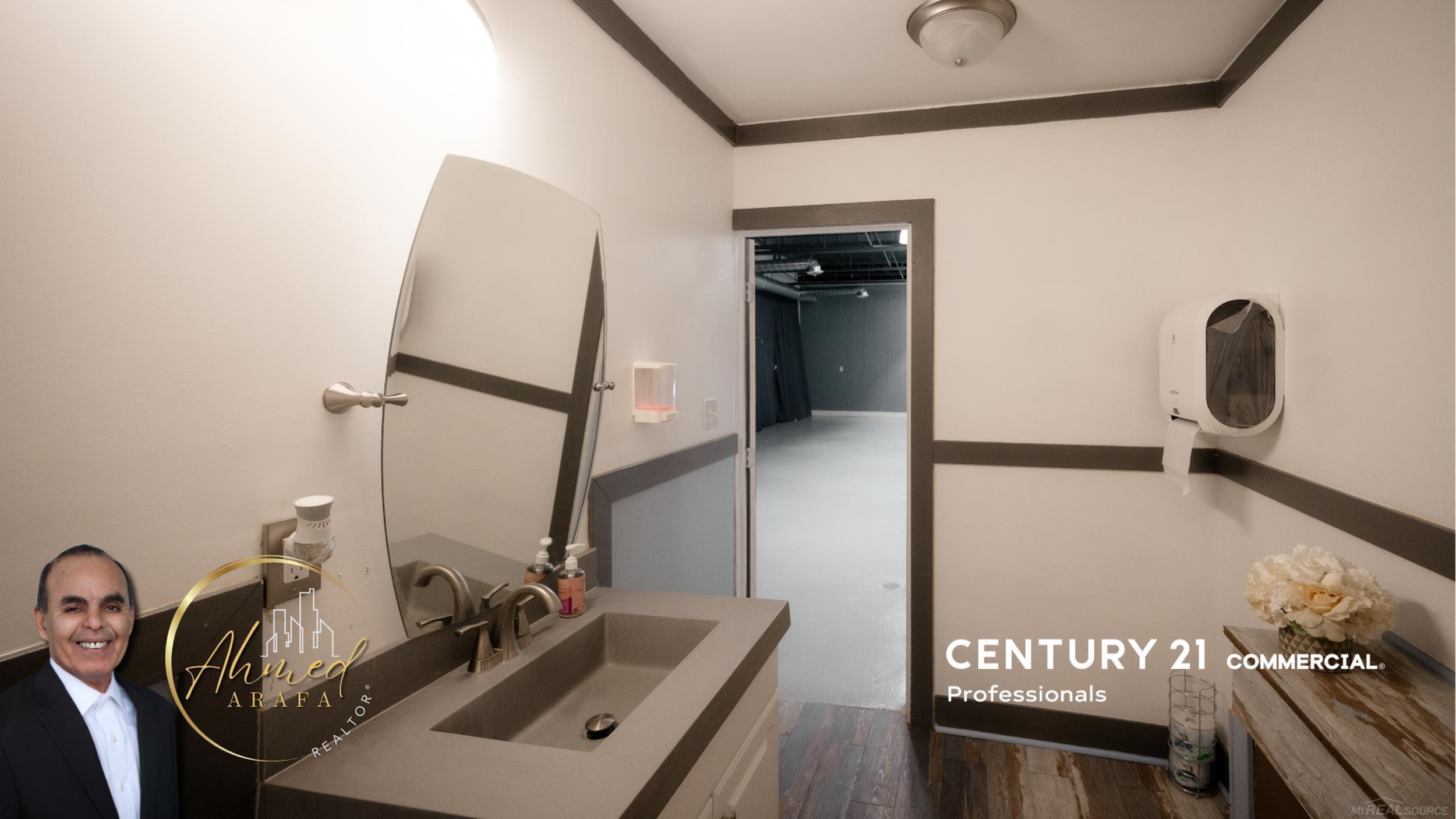 16813 Wyoming Street, Detroit, MI, 48221