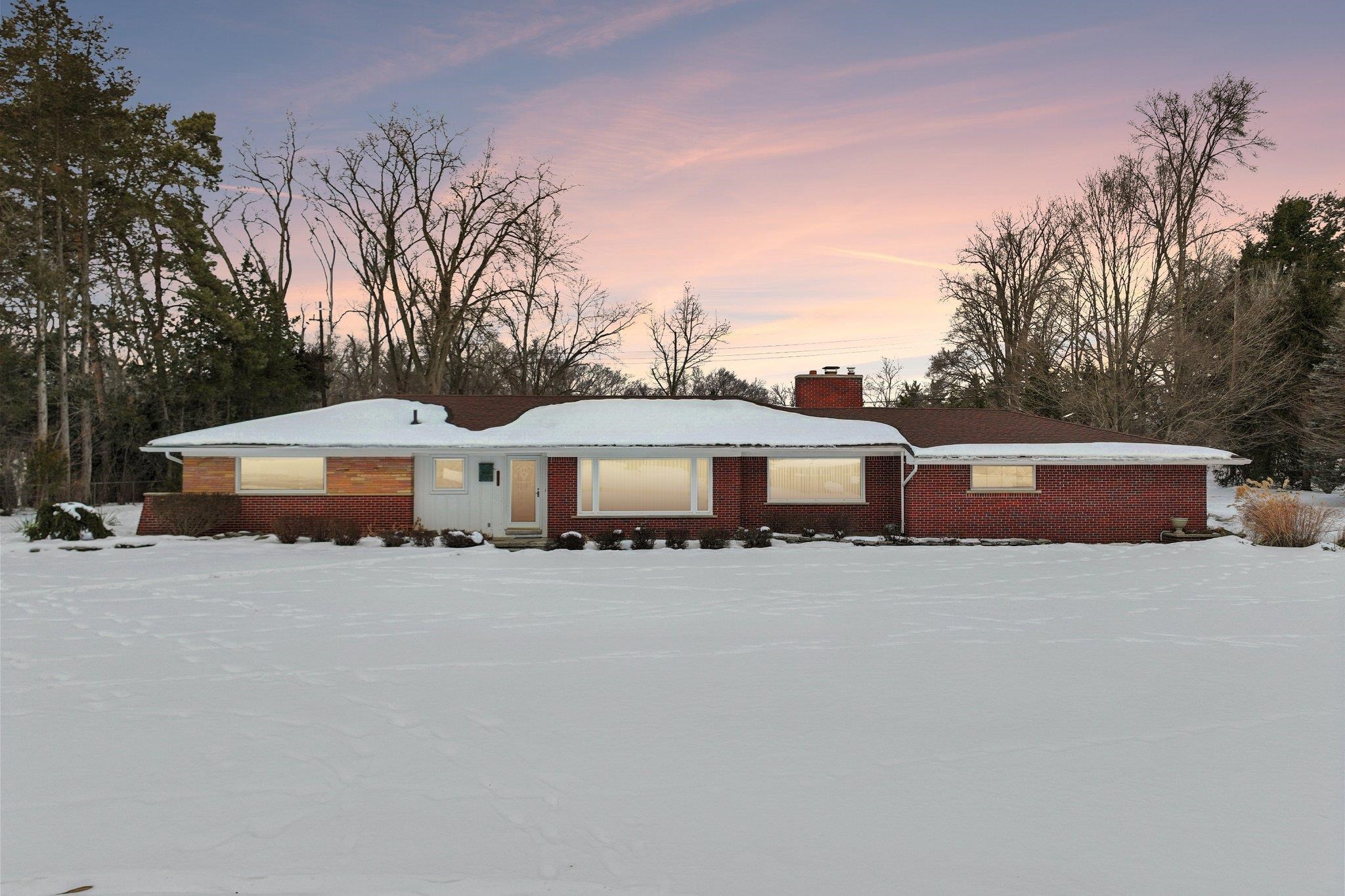 508 Emerald Glen Drive, Manchester, MI, 48158 8776