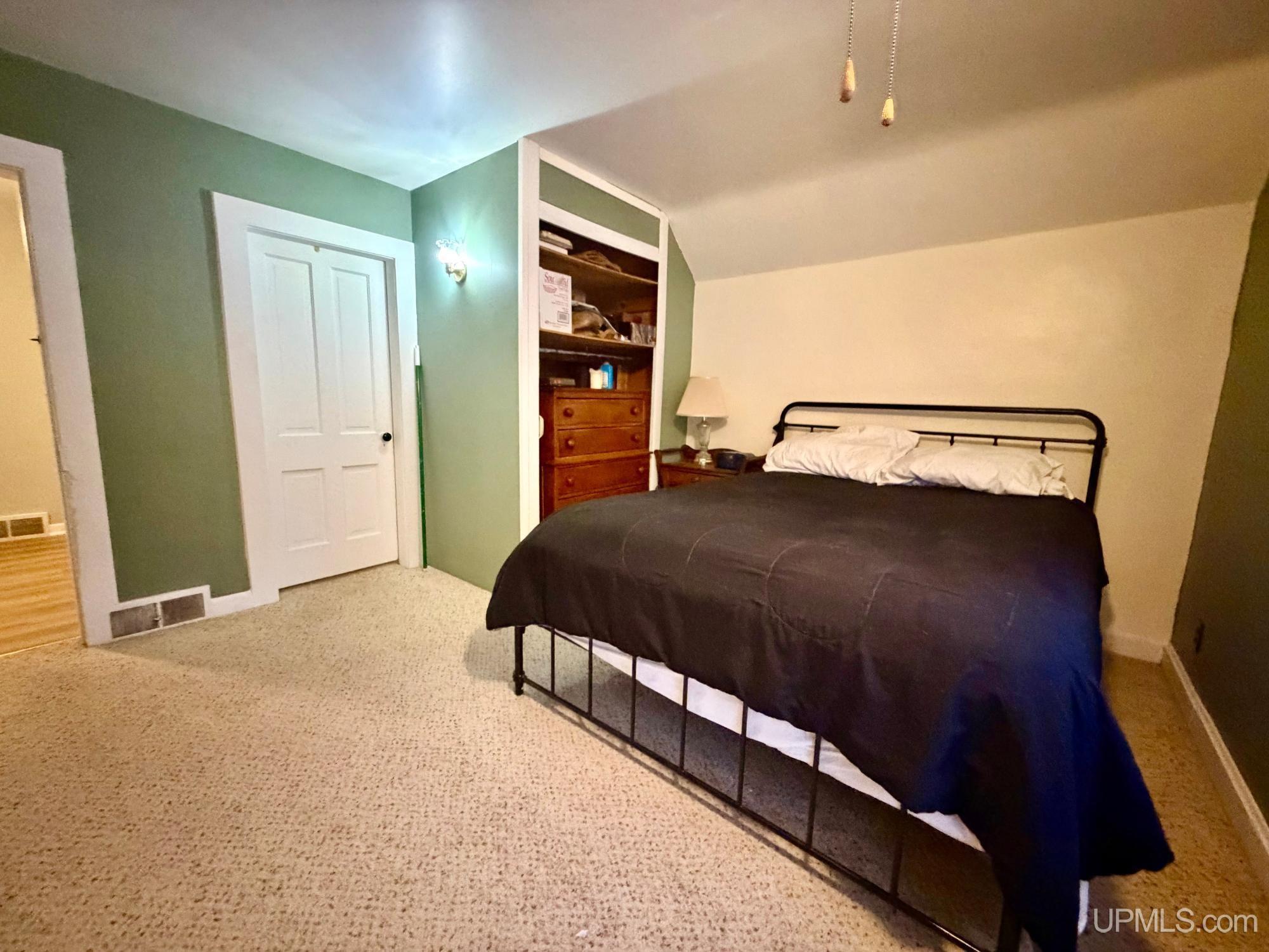 611 Sutherland Street, Ironwood, MI, 49938