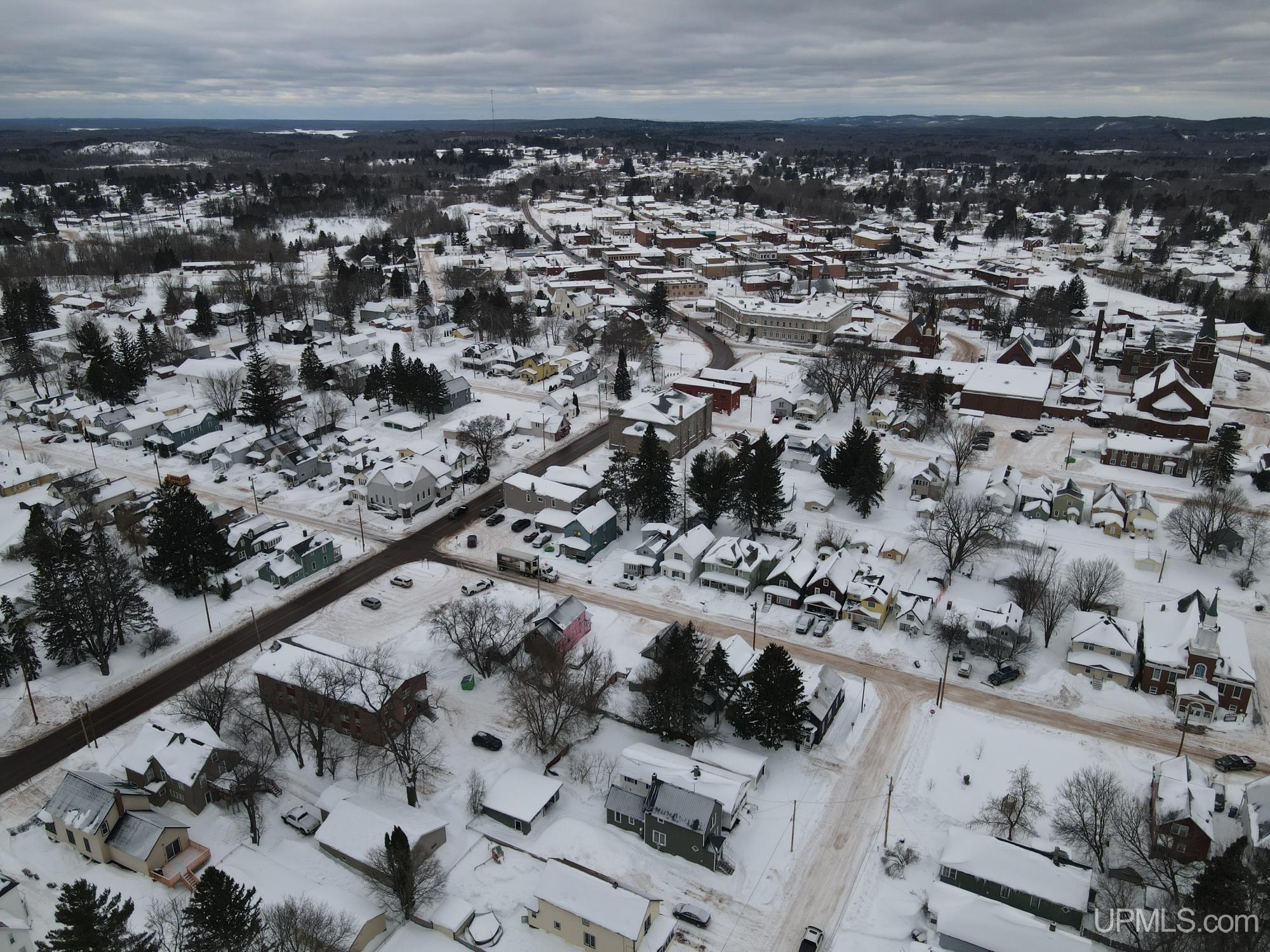 611 Sutherland Street, Ironwood, MI, 49938