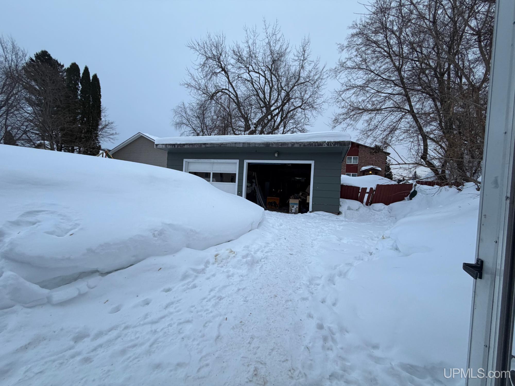 611 Sutherland Street, Ironwood, MI, 49938