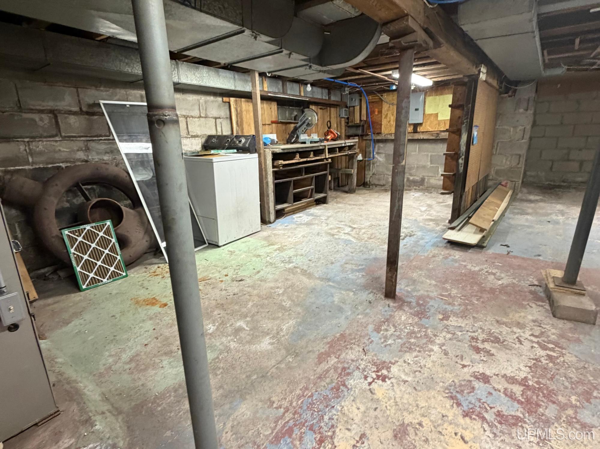 611 Sutherland Street, Ironwood, MI, 49938