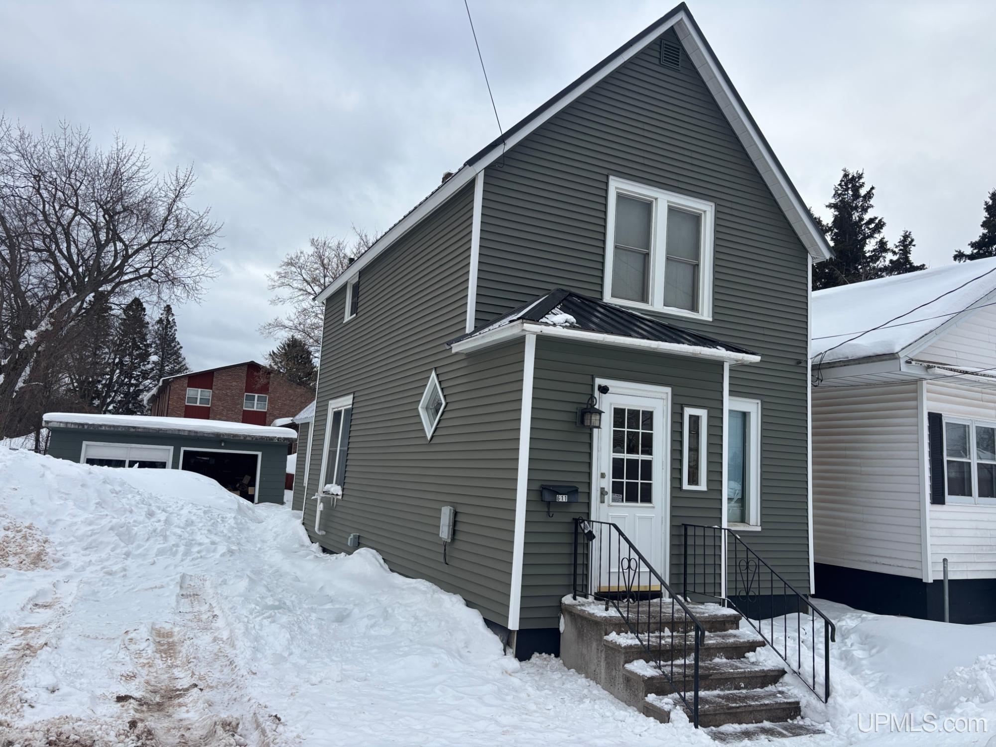 611 Sutherland Street, Ironwood, MI, 49938