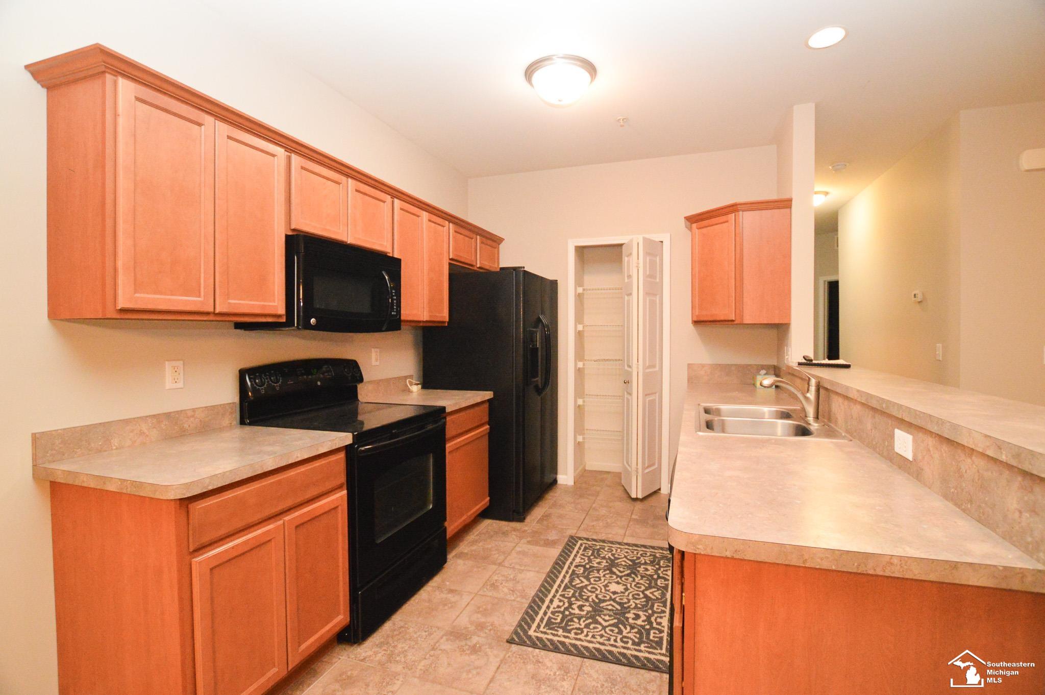 884 Plum Park Drive UNIT&nbsp;3, Monroe, MI, 48161