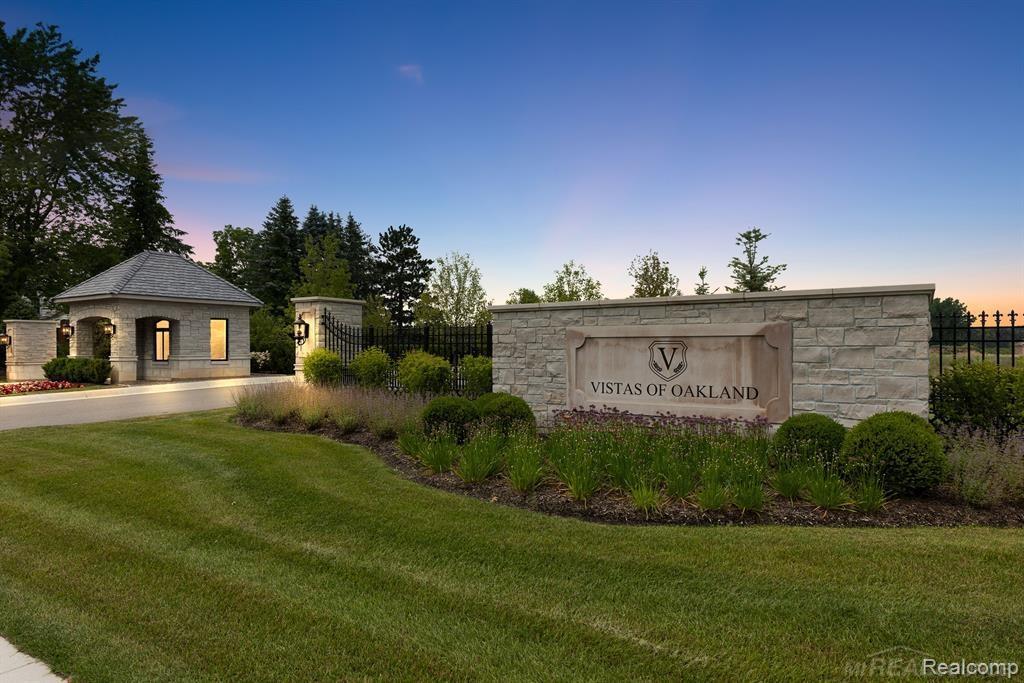 1583 Vista Drive, Oakland, MI, 48363