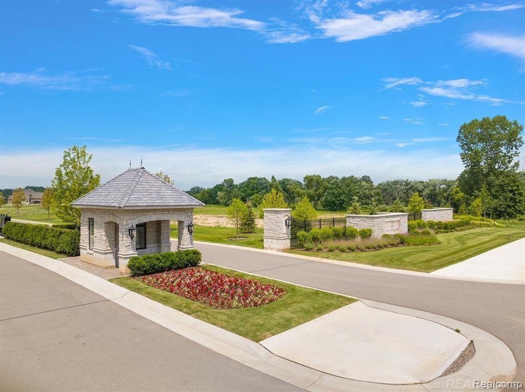 1583 Vista Drive, Oakland, MI, 48363