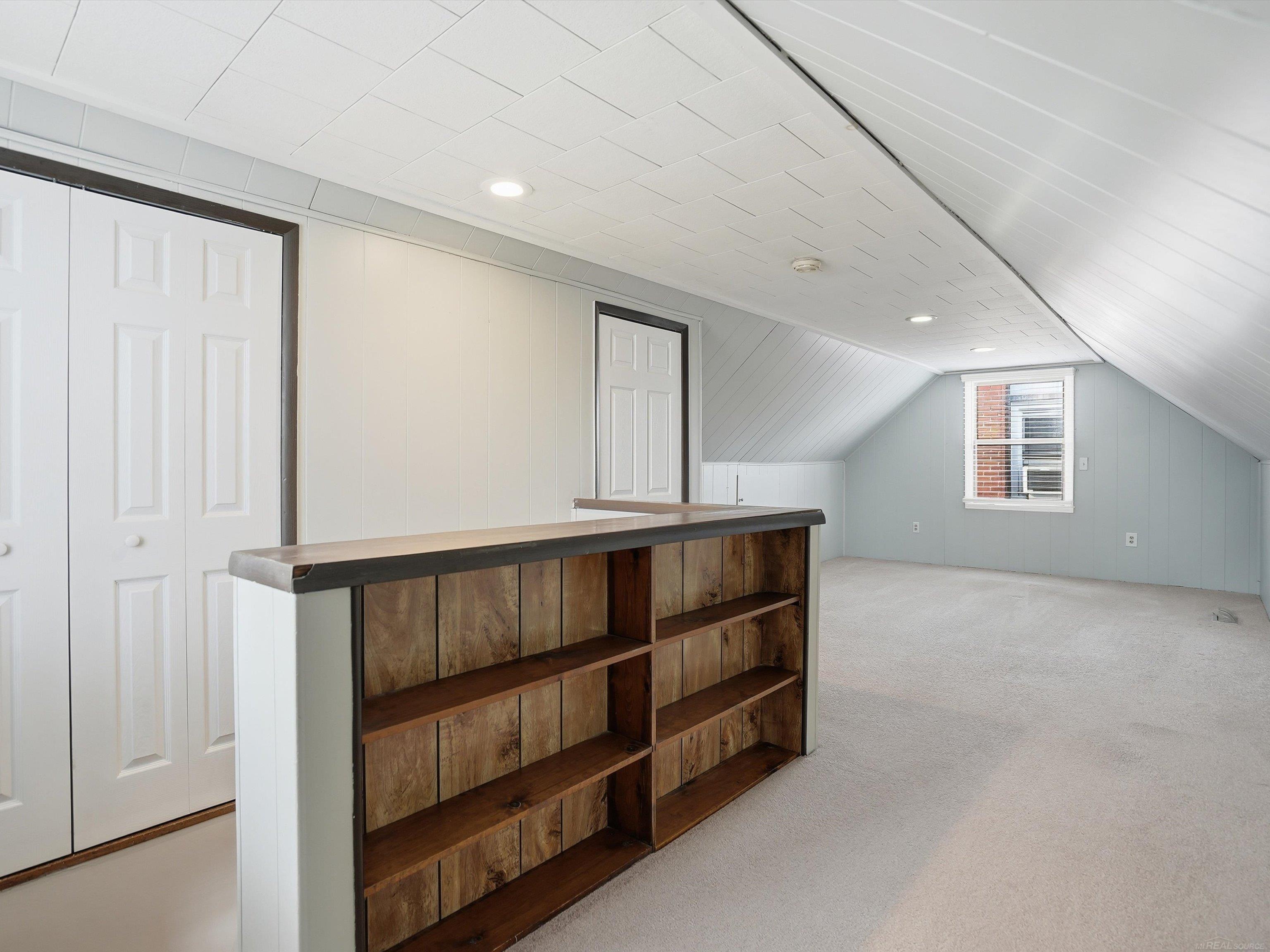 Royal Oak, MI, 48073