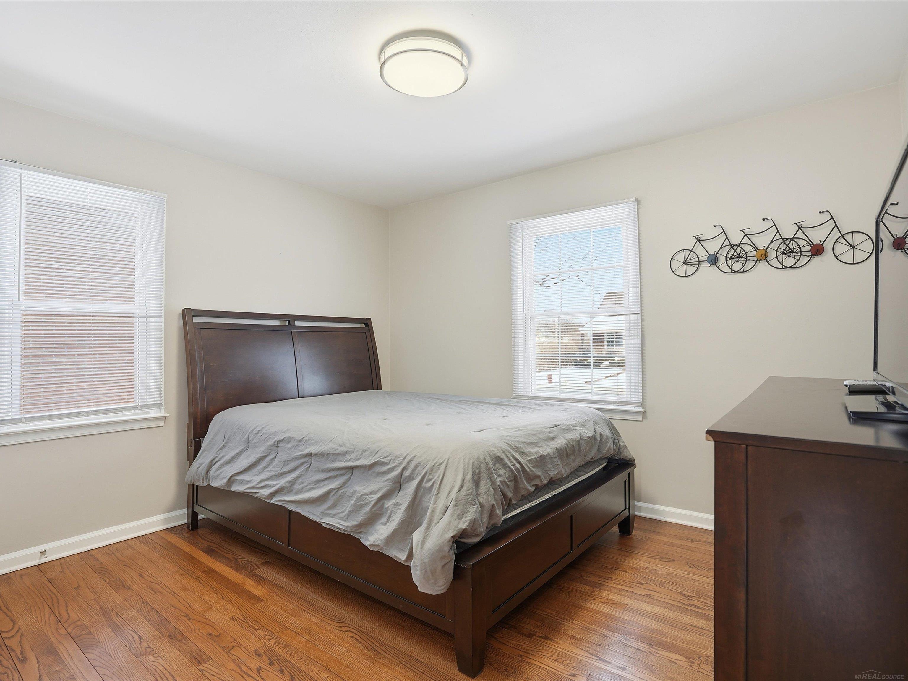 Royal Oak, MI, 48073