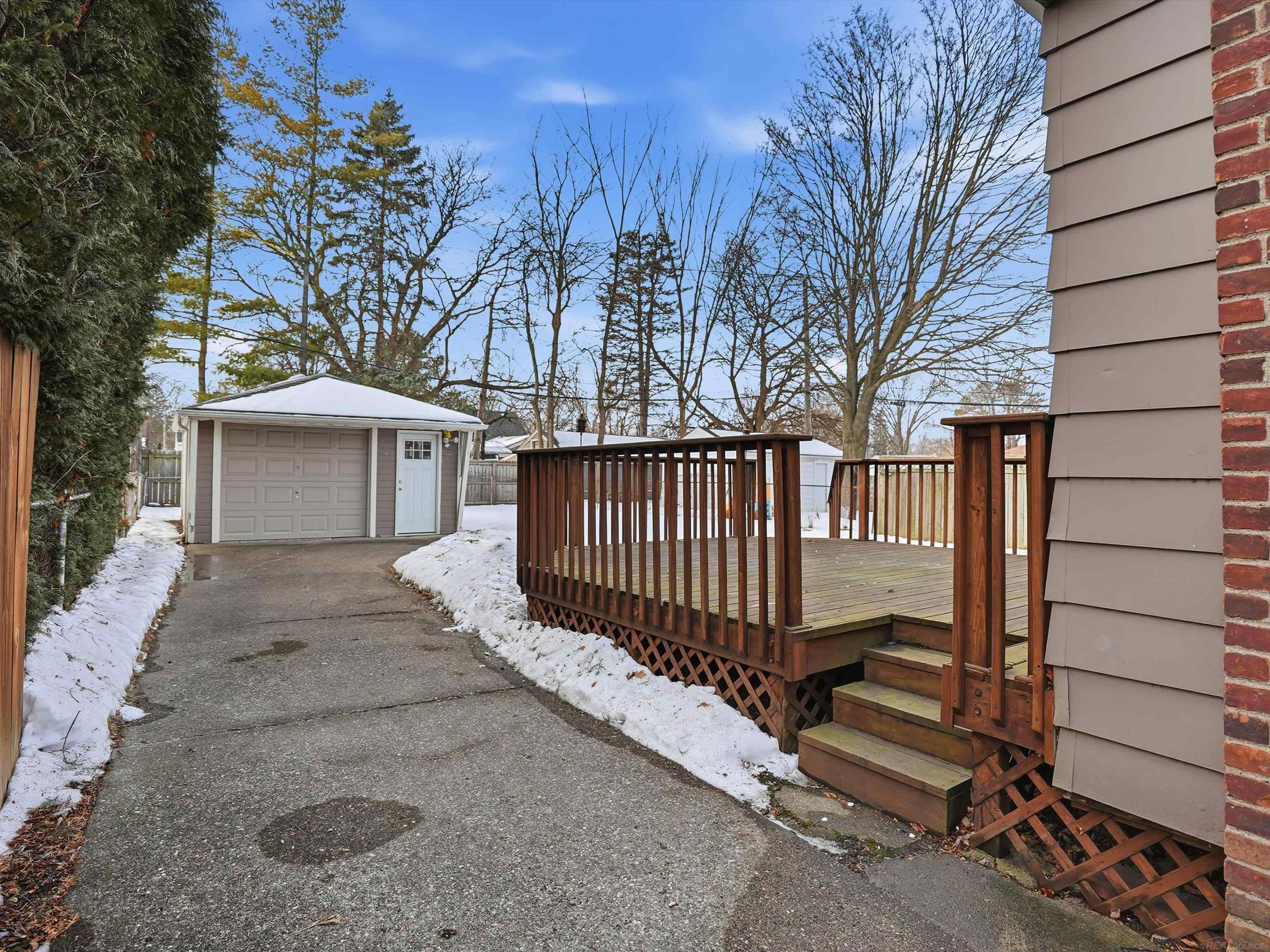 Royal Oak, MI, 48073