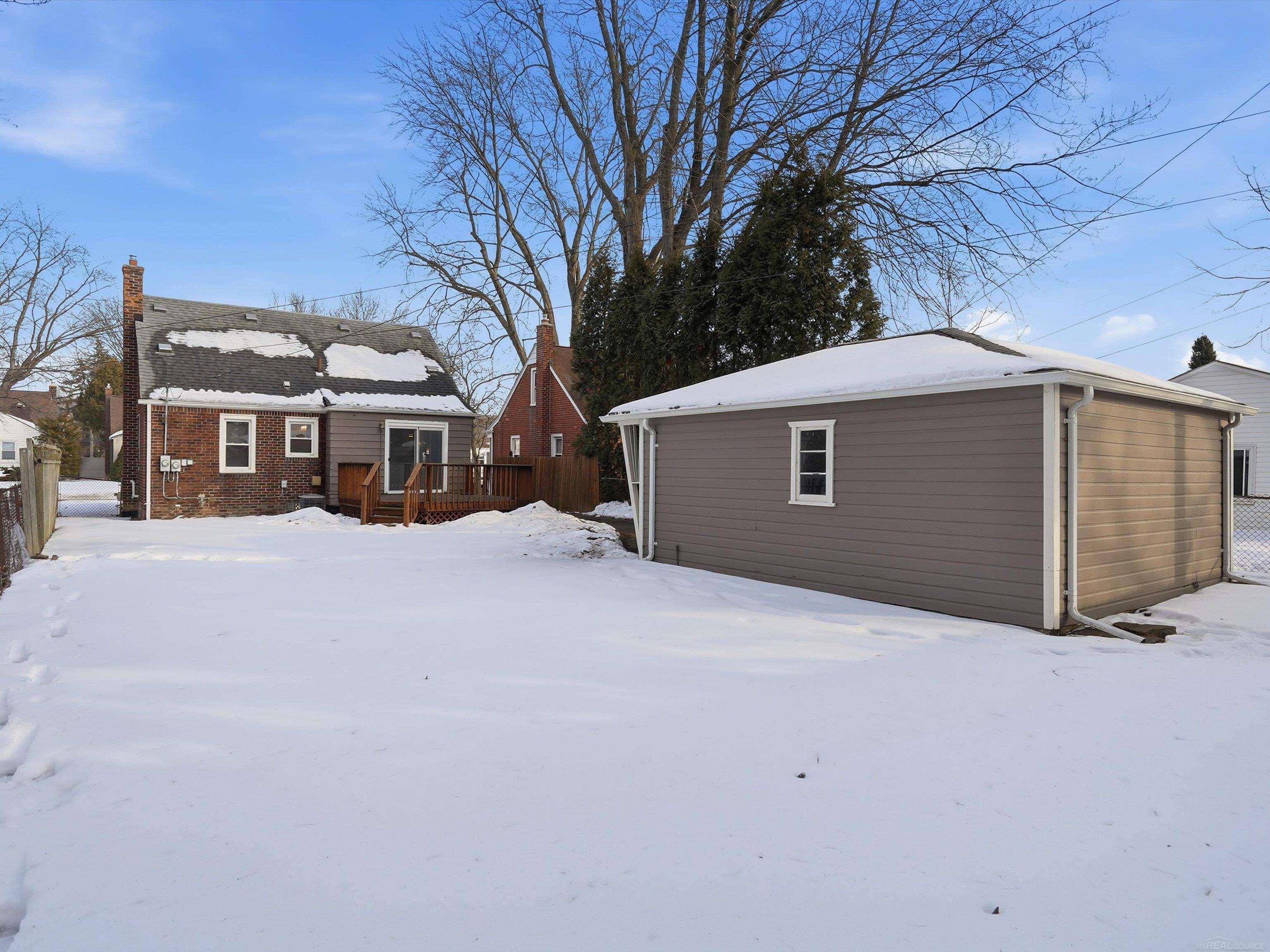 Royal Oak, MI, 48073