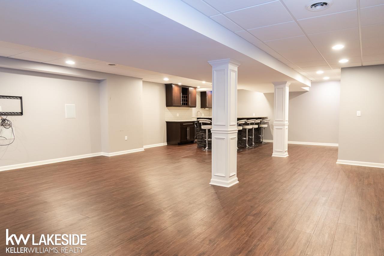 Homes for sale in Macomb Twp, MI | 53456 Fitzgerald Dr, Macomb Twp, MI 48042 | MLS# 50199317