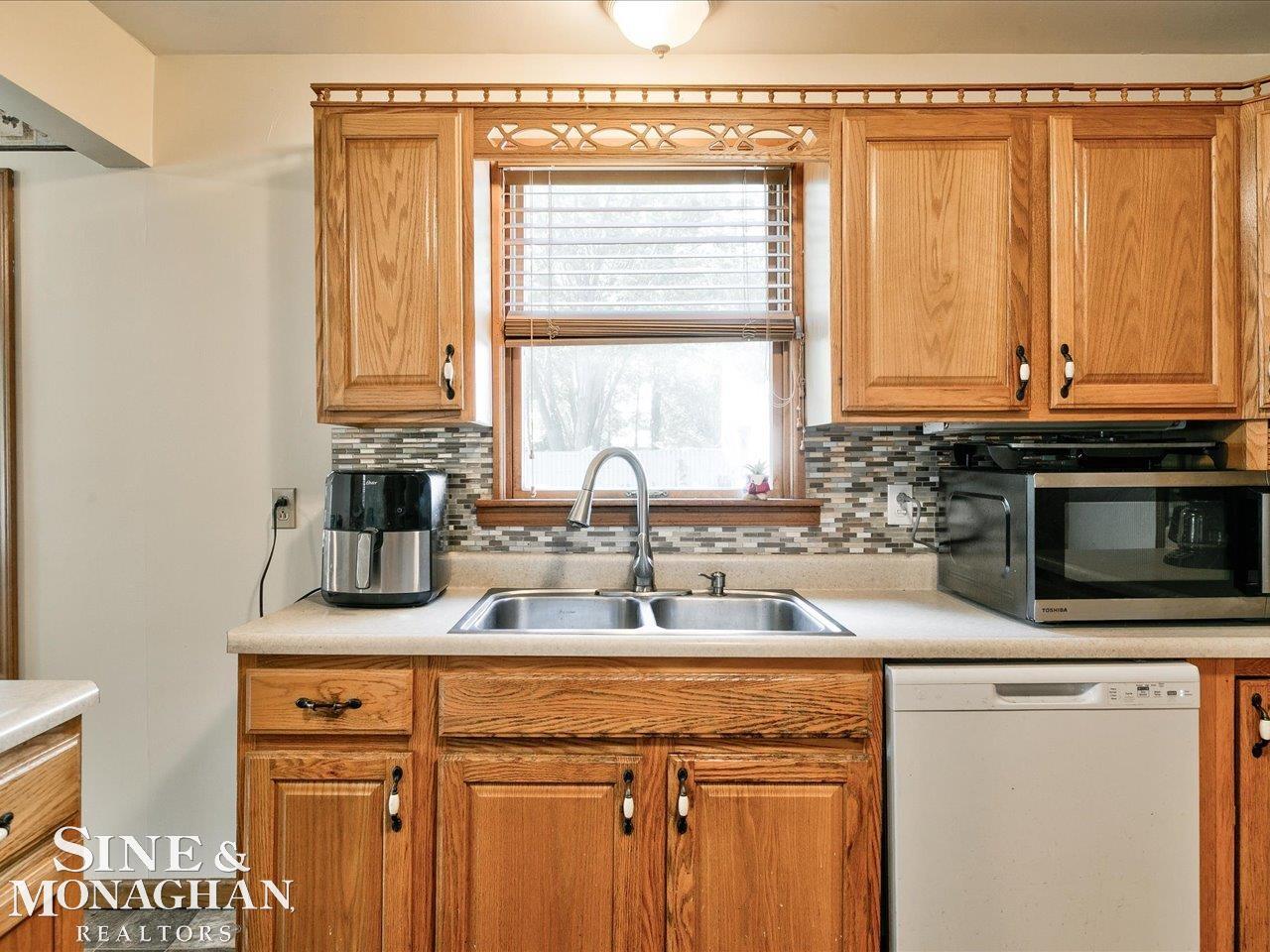 7205 Dogwood Avenue, Lexington, MI, 48450