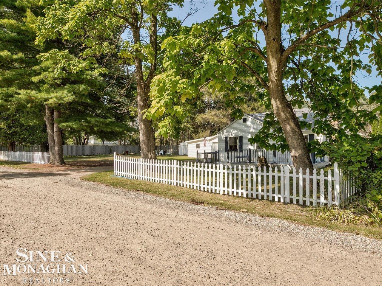 7205 Dogwood Avenue, Lexington, MI, 48450