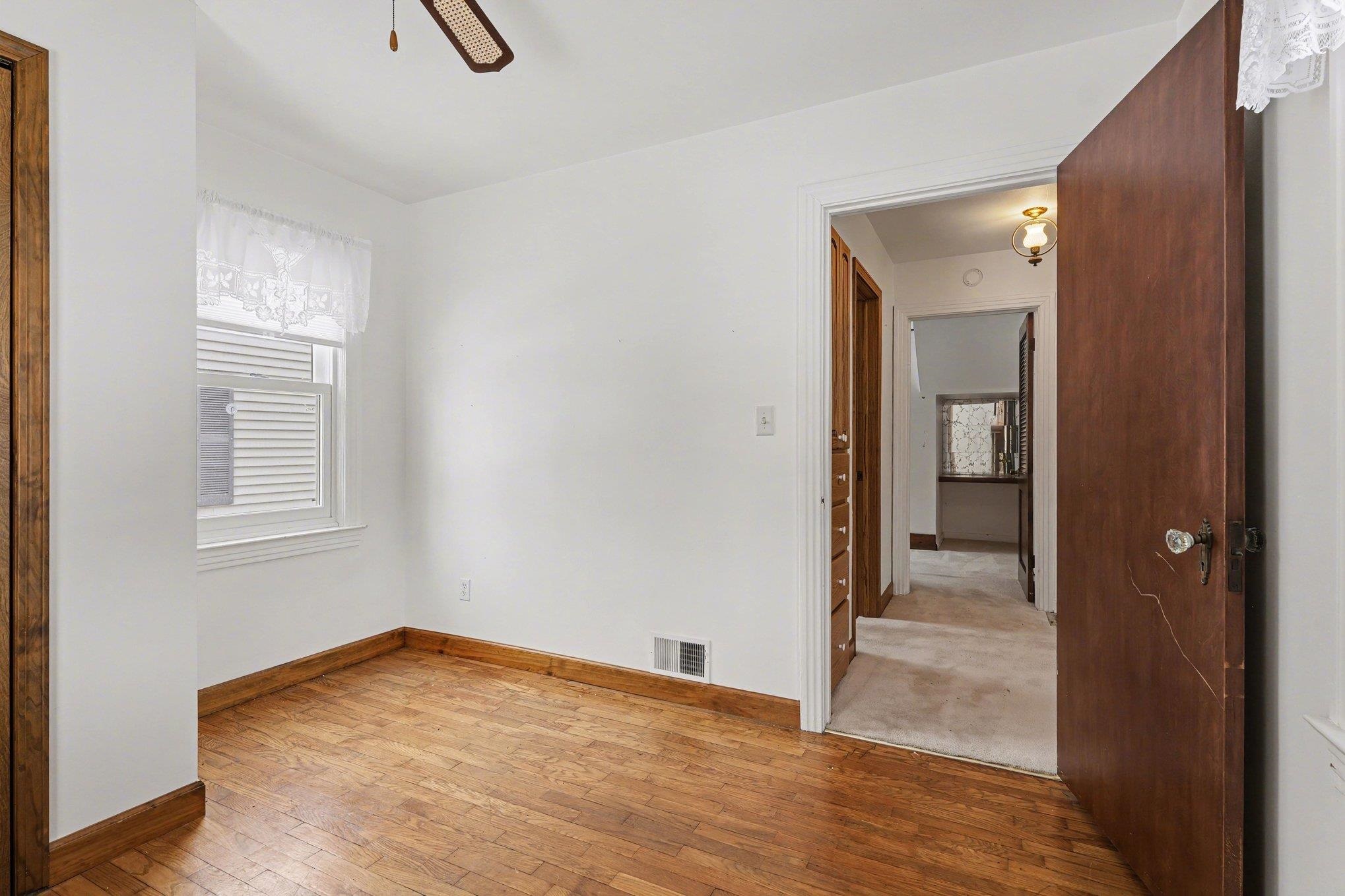 225 Lagoon Beach Drive, Bay City, MI, 48706