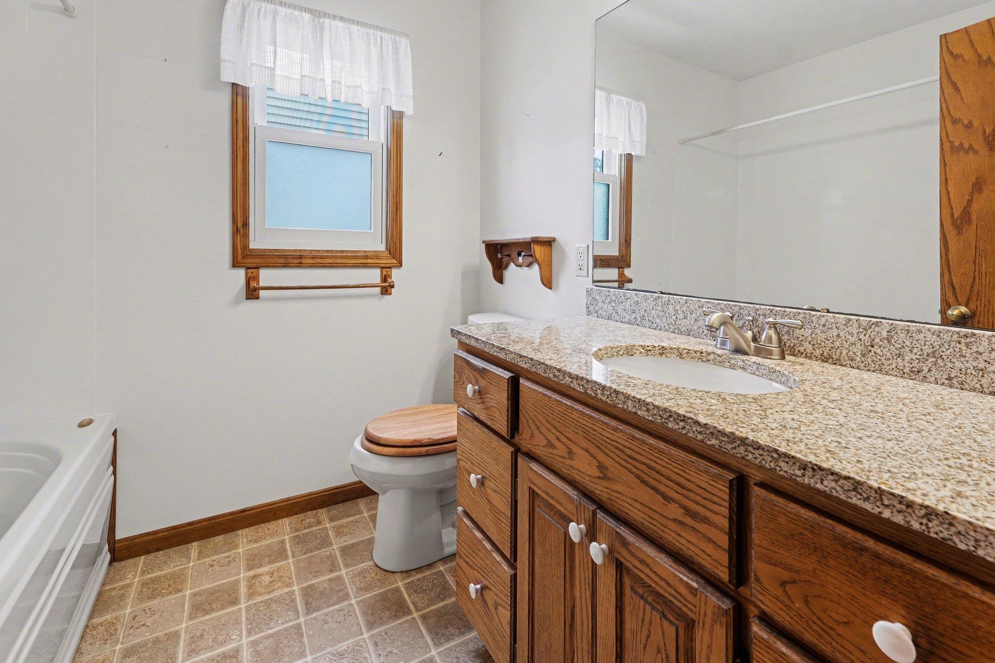 225 Lagoon Beach Drive, Bay City, MI, 48706