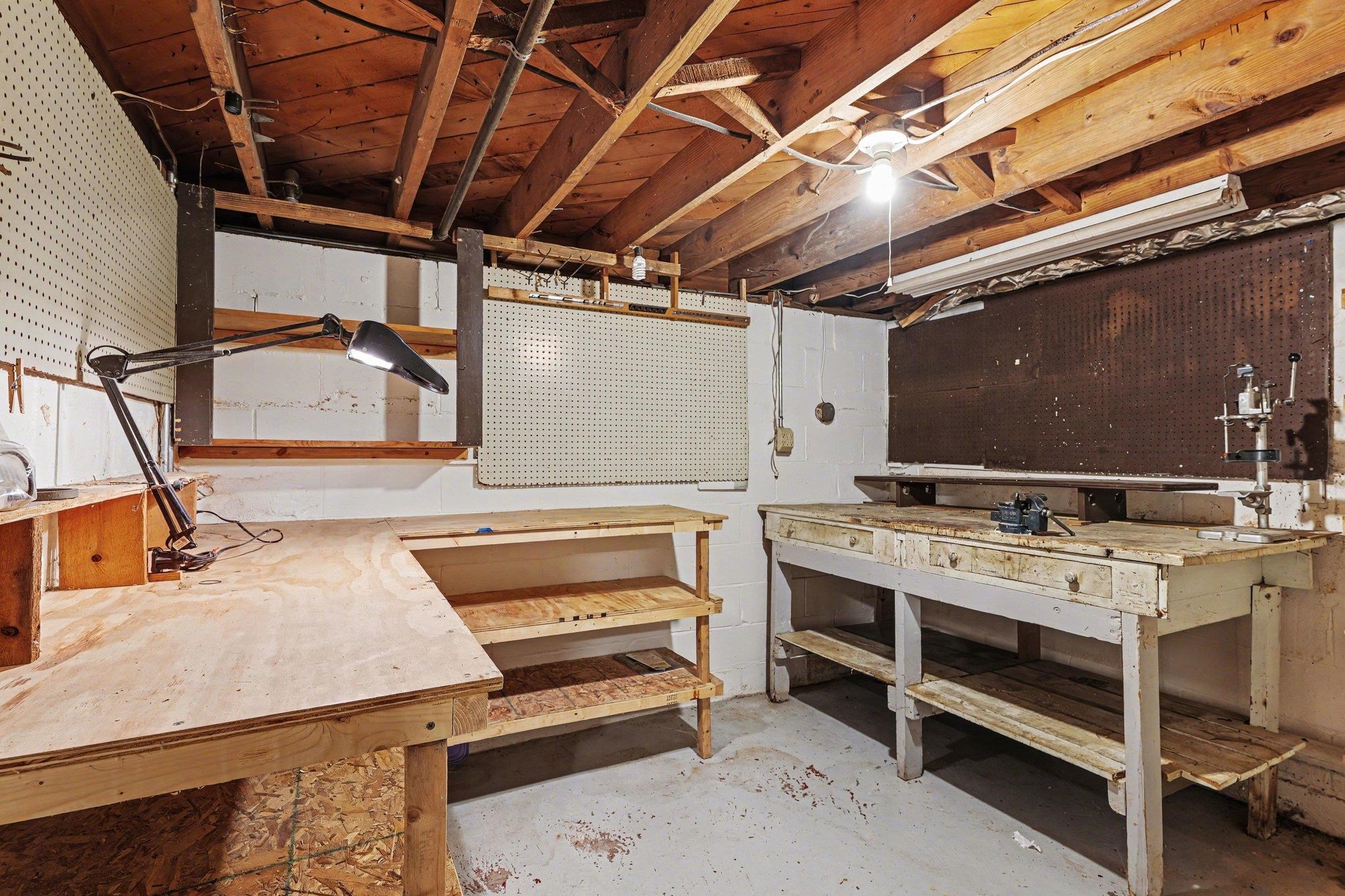 225 Lagoon Beach Drive, Bay City, MI, 48706