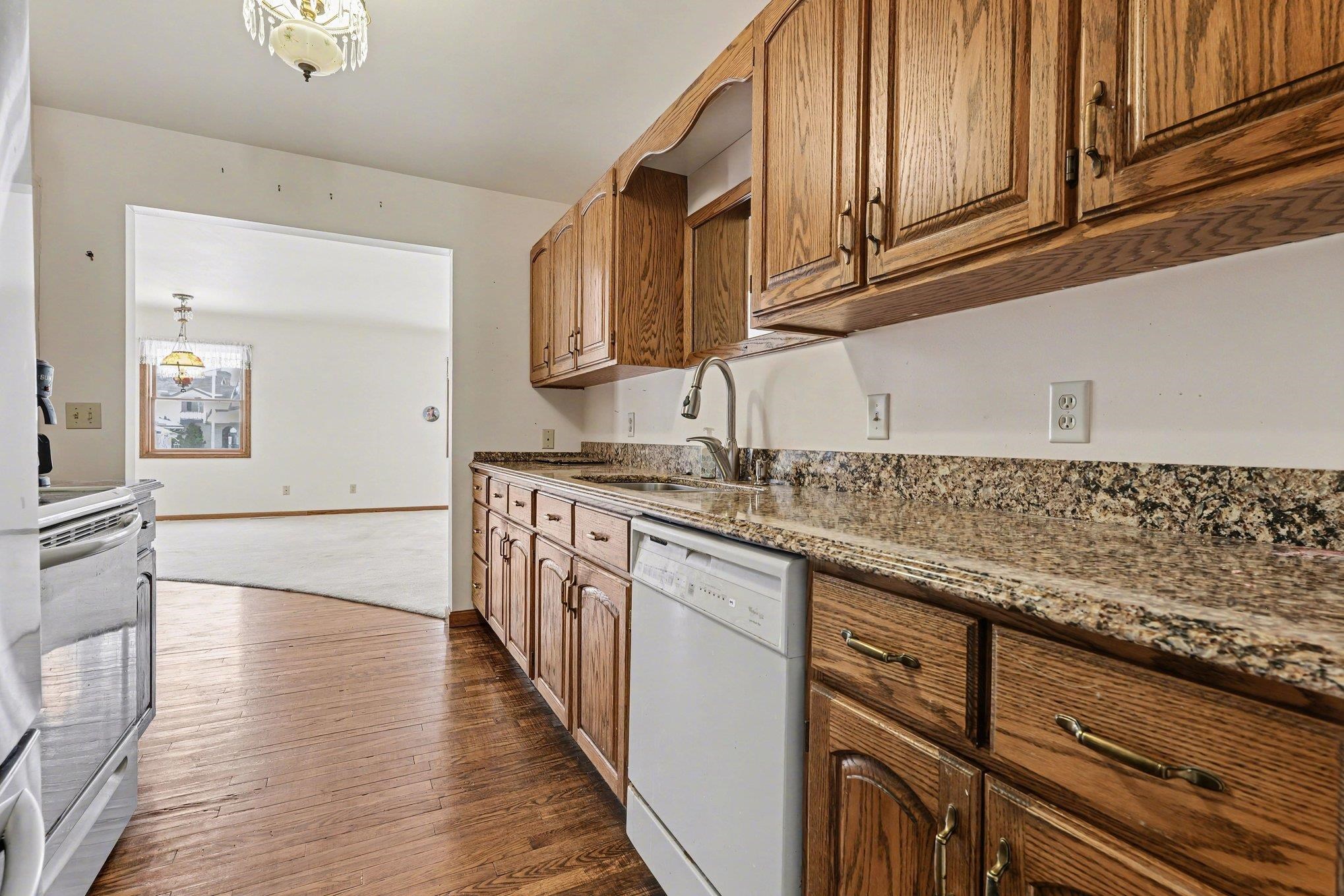 225 Lagoon Beach Drive, Bay City, MI, 48706