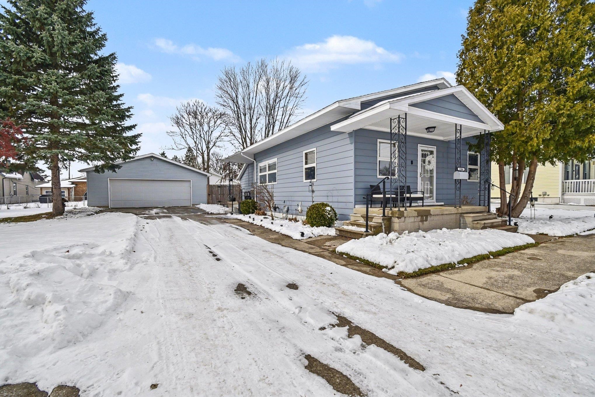 Bay City, MI, 48706