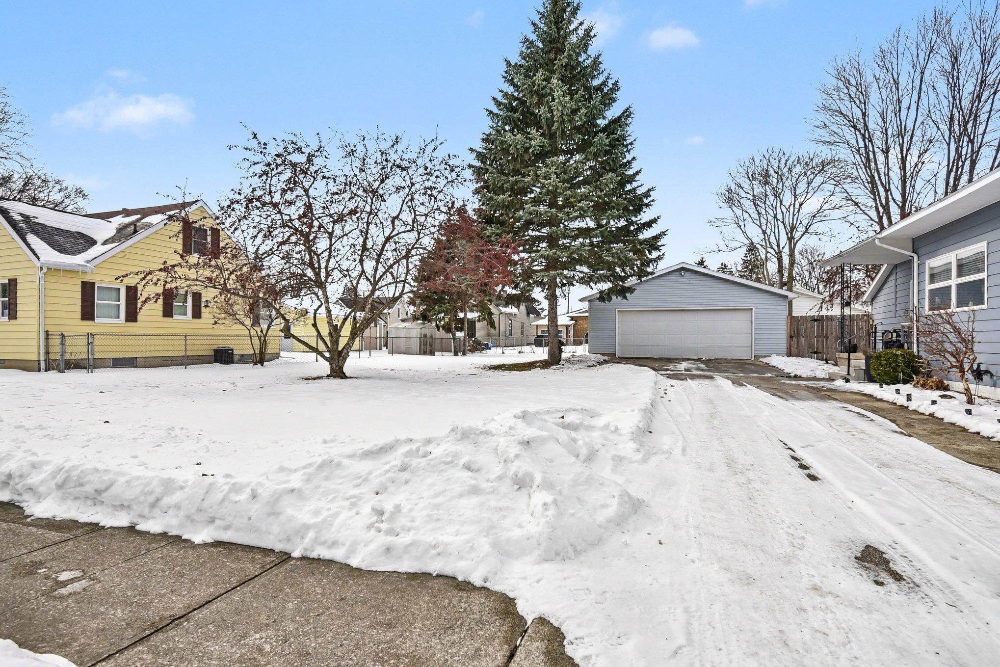 Bay City, MI, 48706