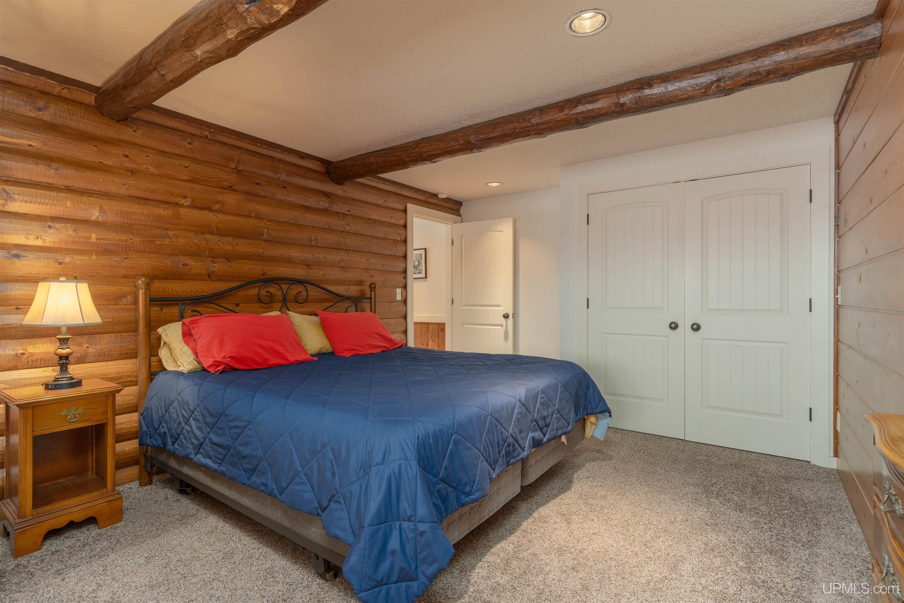 163 Homan Lake Road, Iron River, MI, 49935