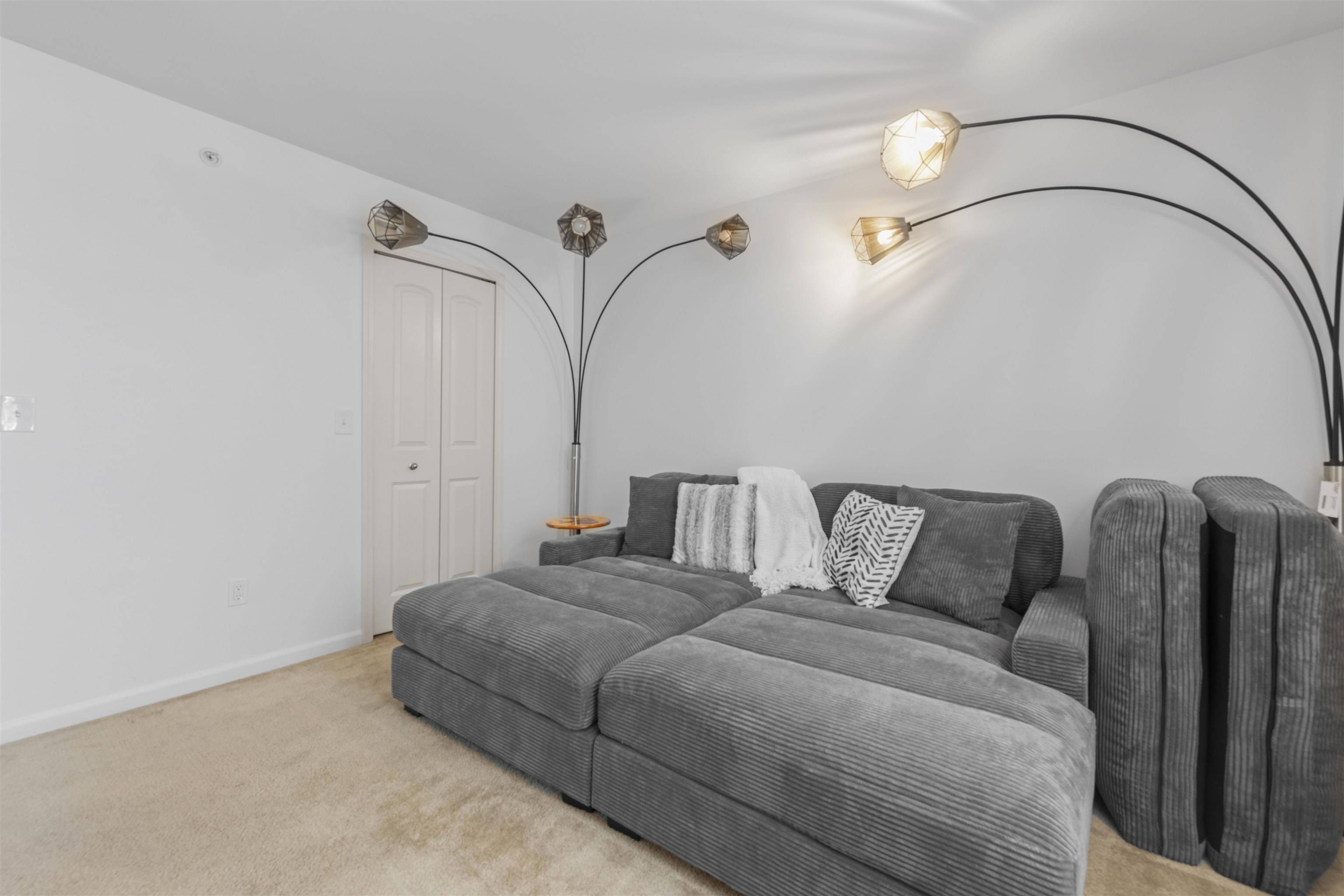 New Baltimore, MI, 48051