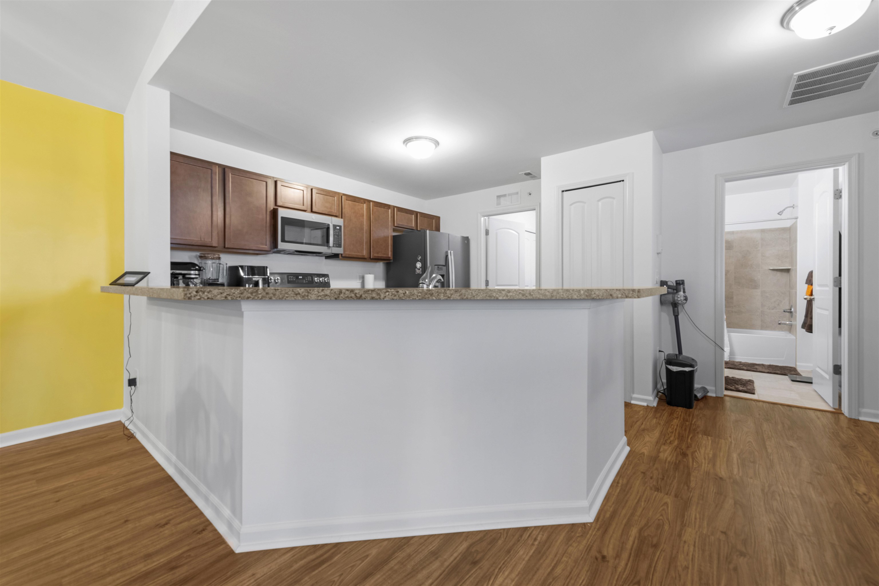 New Baltimore, MI, 48051