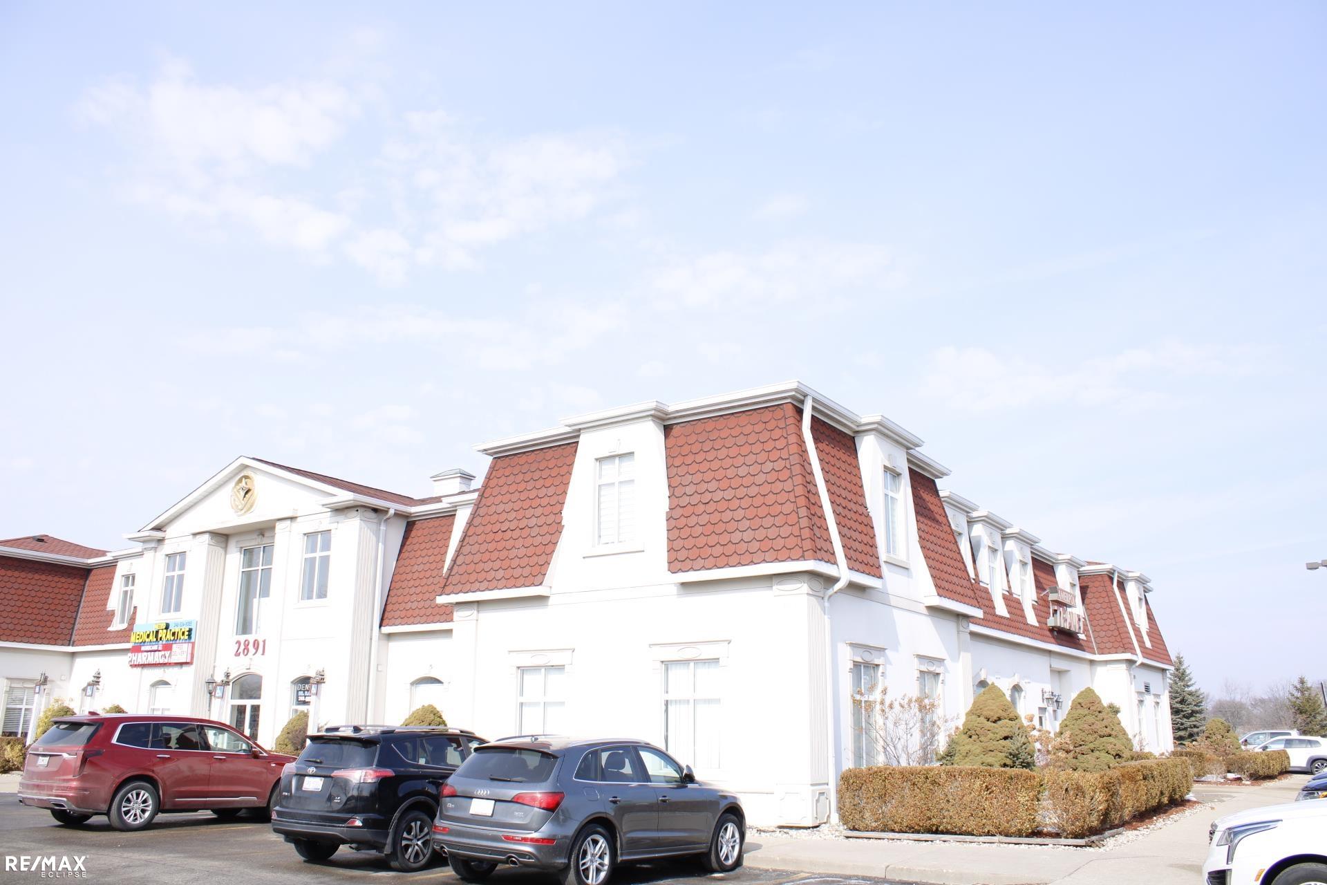 2891 E Maple Road, Troy, MI, 48083