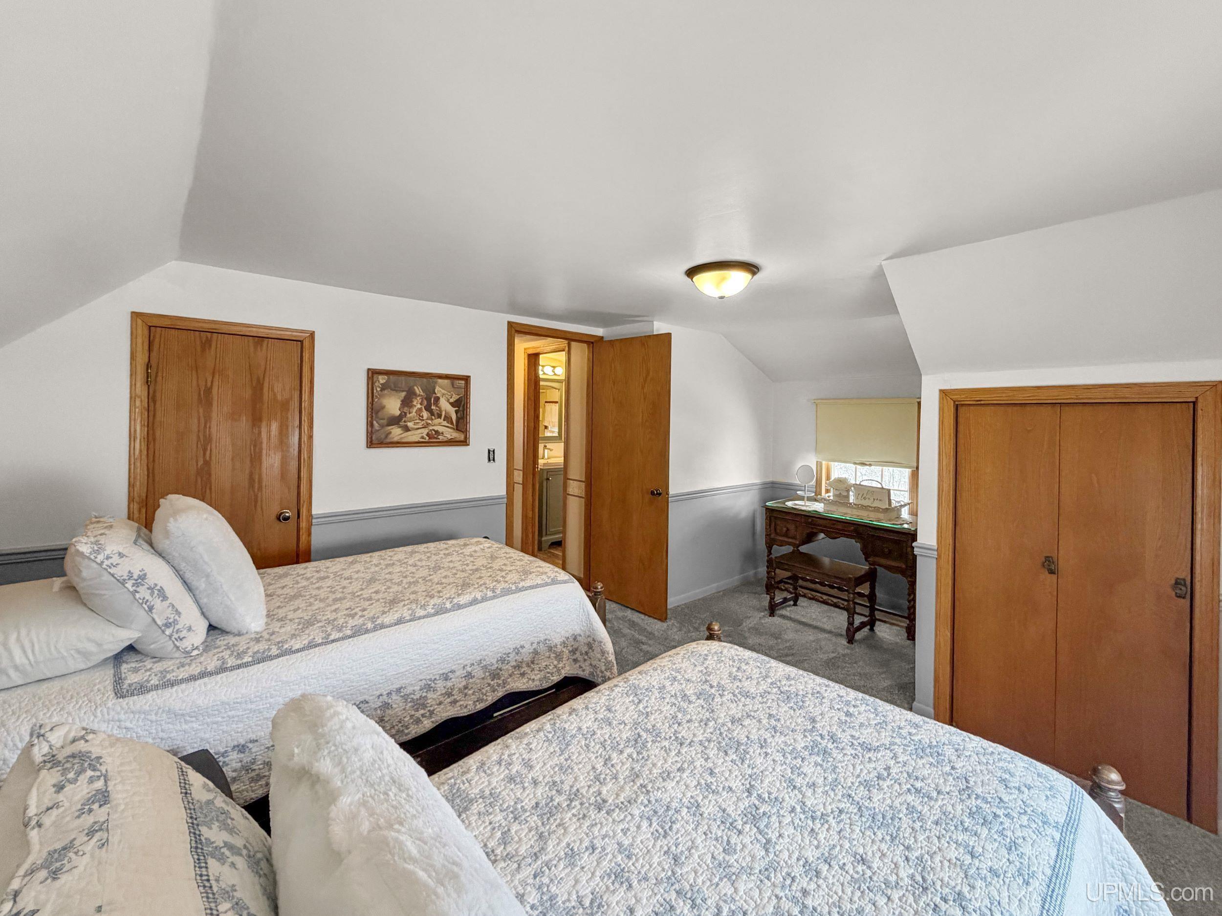 Kingsford, MI, 49802