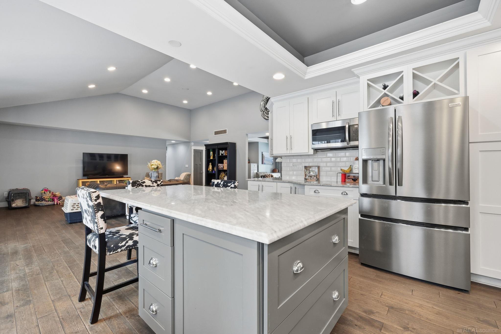 3494 Highland Drive, Bay City, MI, 48706