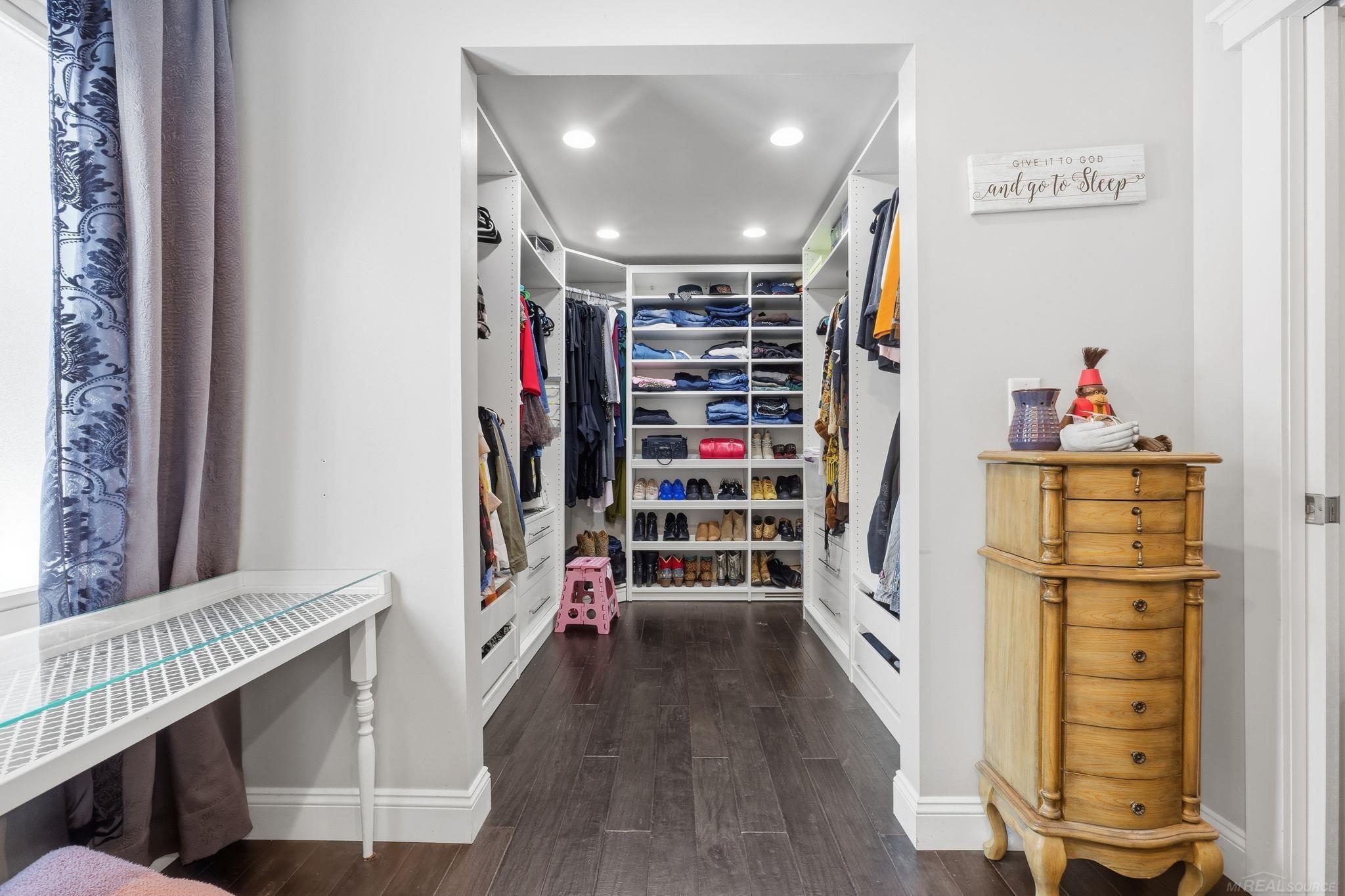 3494 Highland Drive, Bay City, MI, 48706