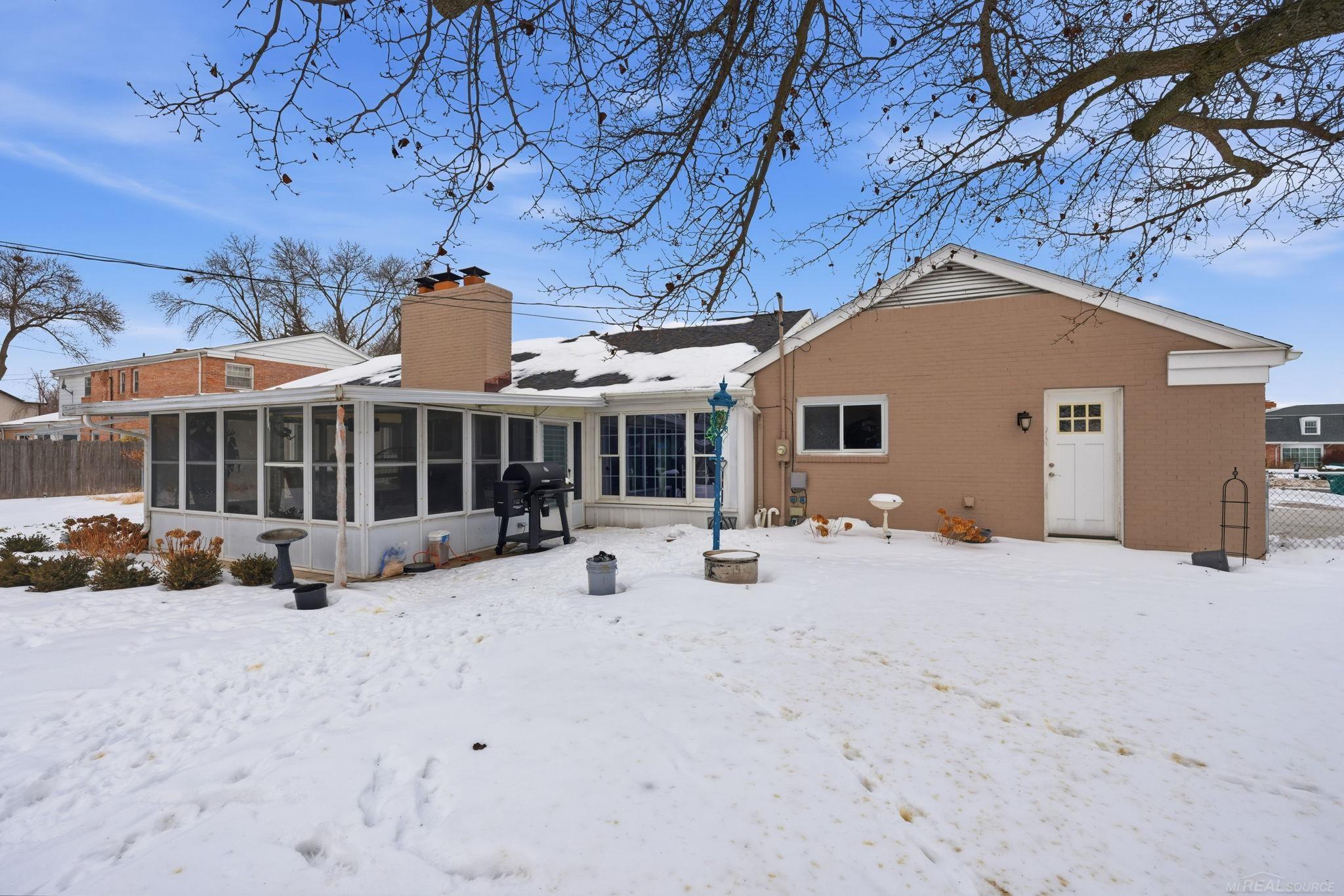 3494 Highland Drive, Bay City, MI, 48706