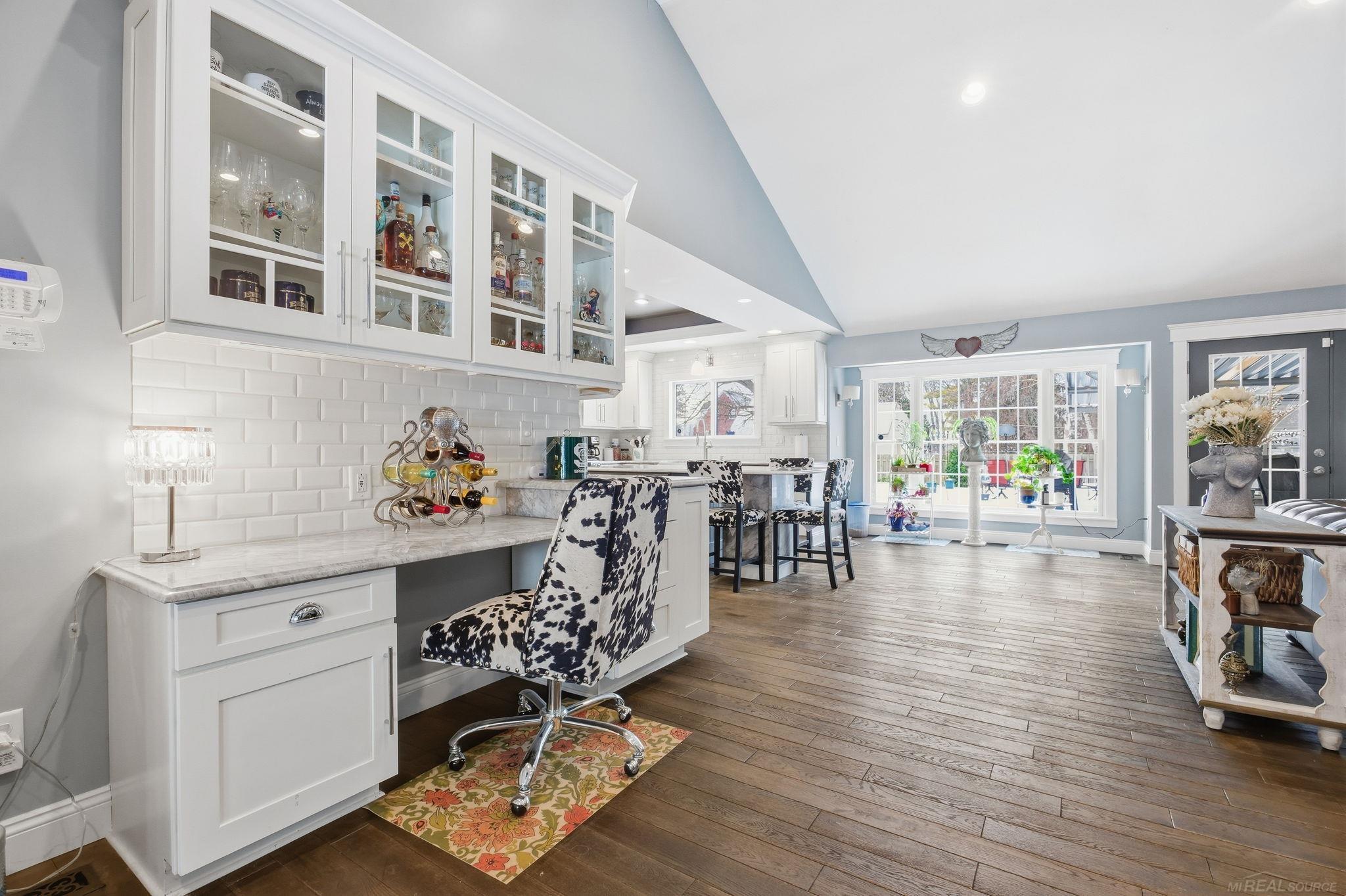 3494 Highland Drive, Bay City, MI, 48706