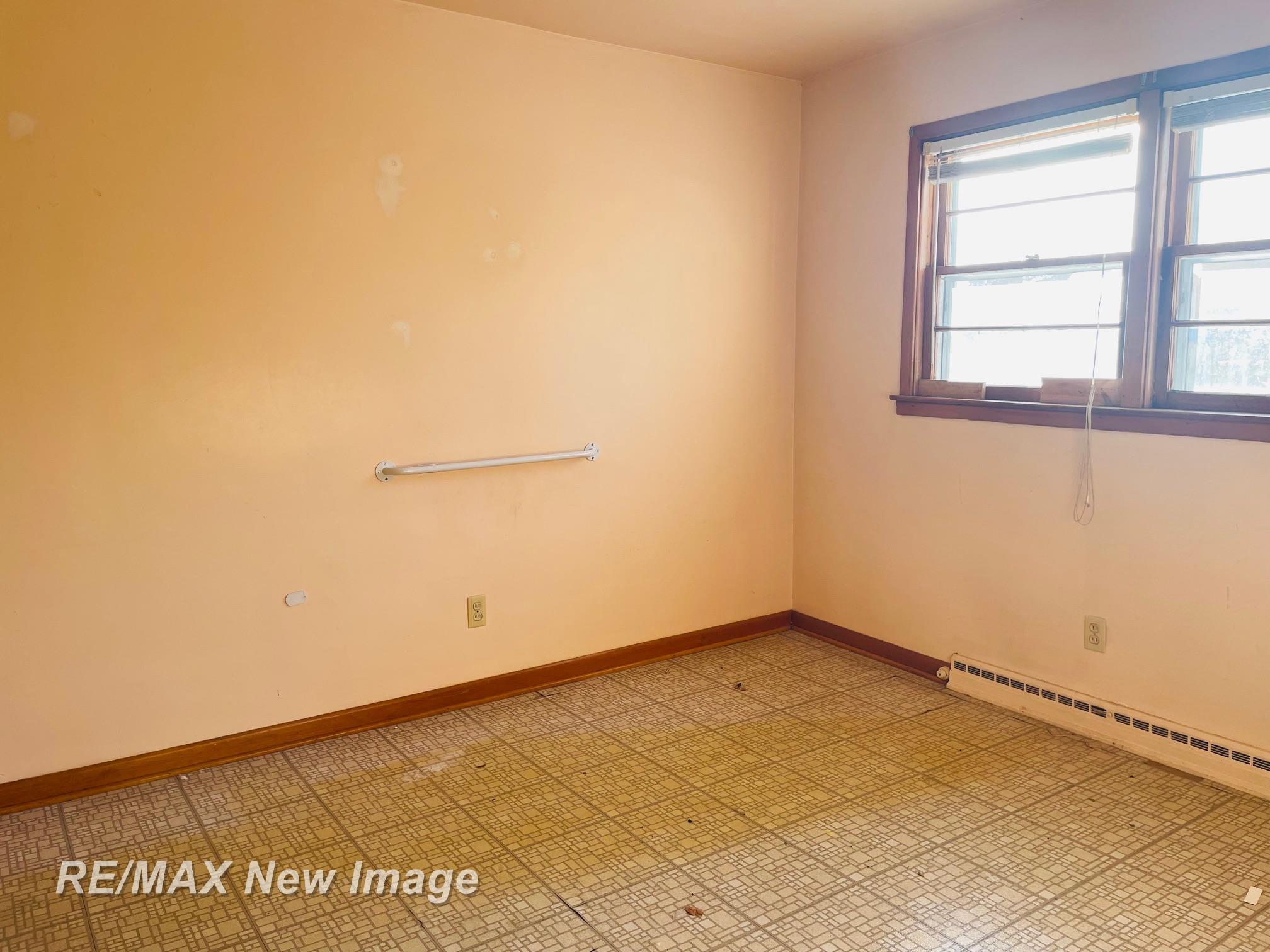 115 N Jefferson Street, Saginaw, MI, 48604