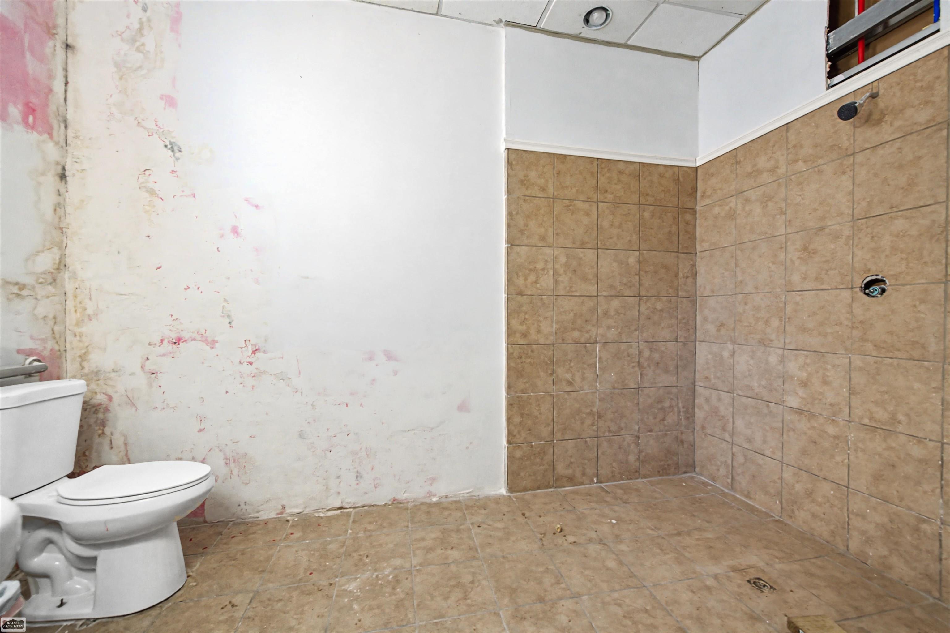 14701 Harper Avenue, Detroit, MI, 48224