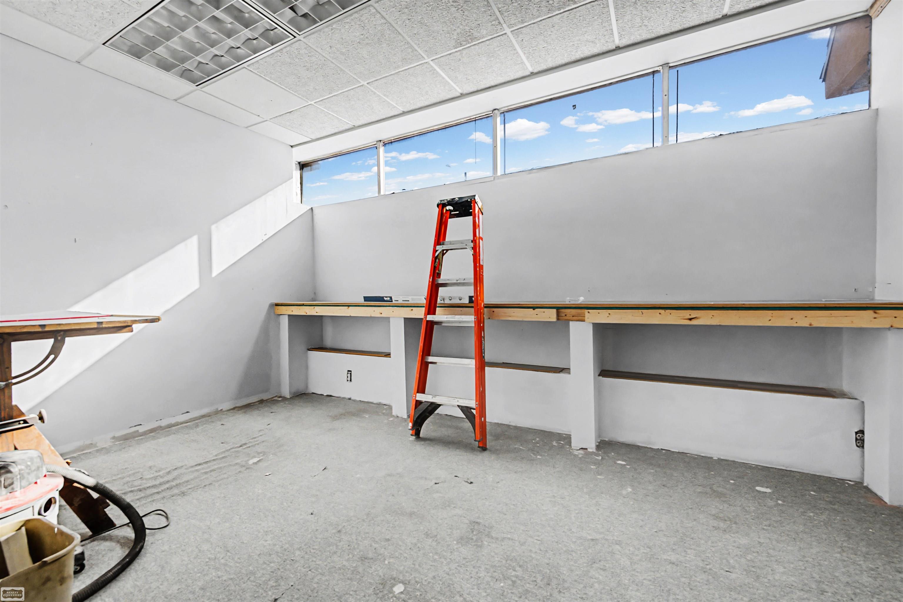 14701 Harper Avenue, Detroit, MI, 48224