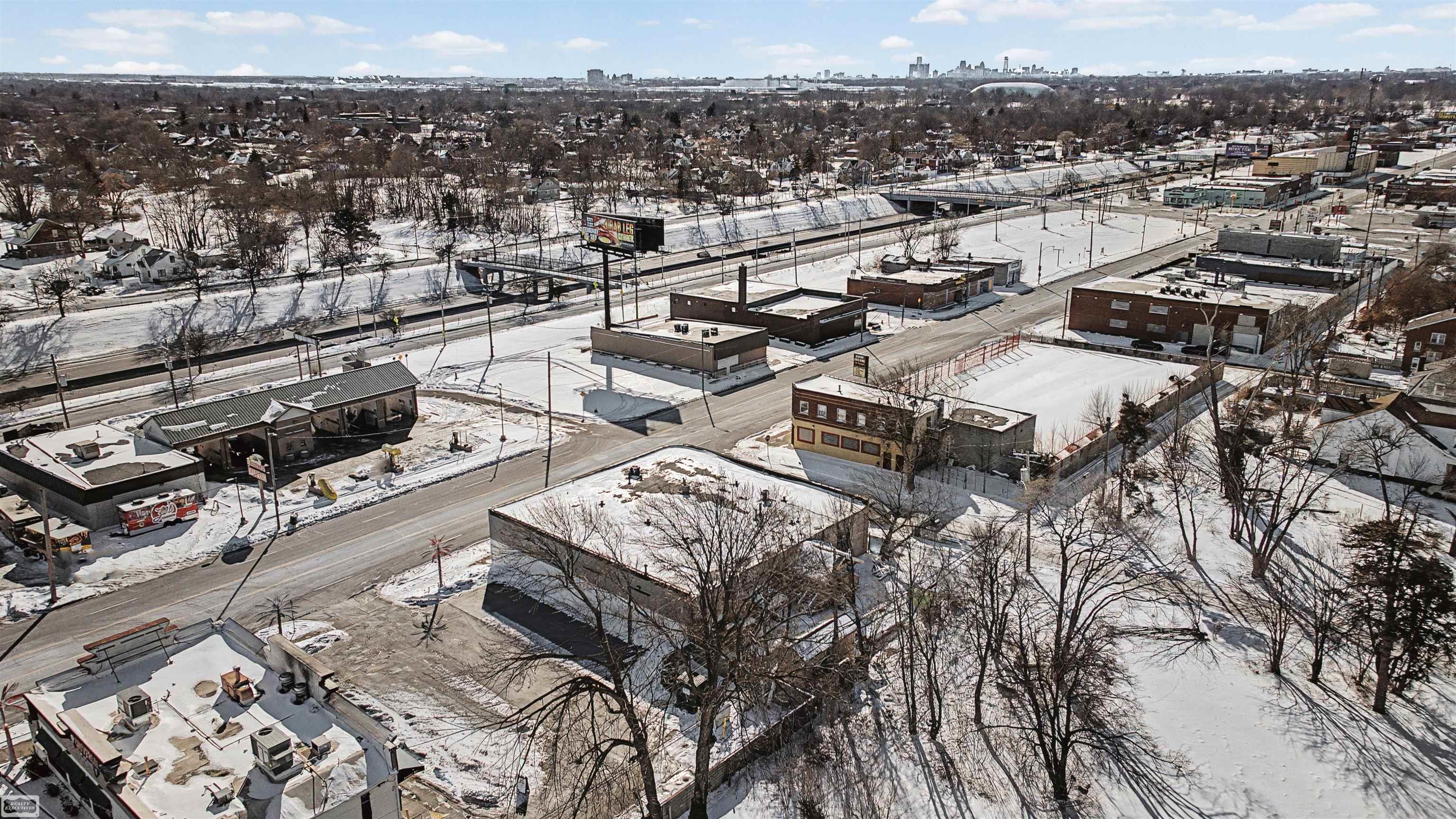 14701 Harper Avenue, Detroit, MI, 48224