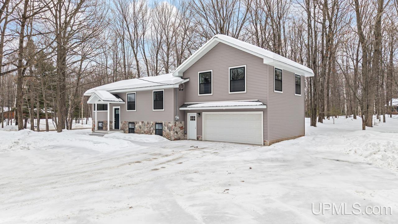 N3846 Traders Mine Road, Iron Mountain, MI, 49801