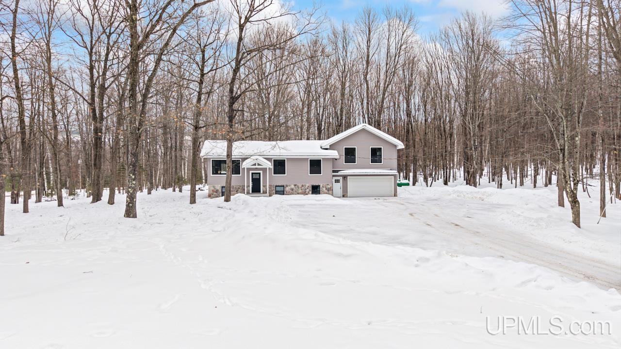 N3846 Traders Mine Road, Iron Mountain, MI, 49801